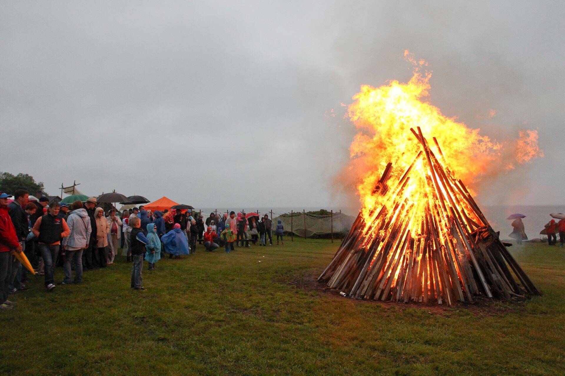 Jaanipäev vabaõhumuuseumis