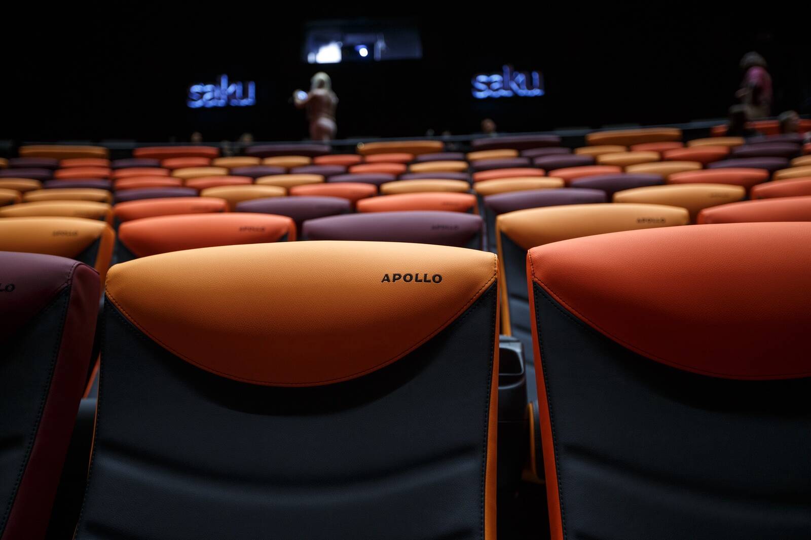 Новый руководитель Apollo Group Тоомас Тийвель сказал, что бизнес кинотеатров можно связать с другими компаниями группы, например, с ресторанами и развлекательными заведениями.