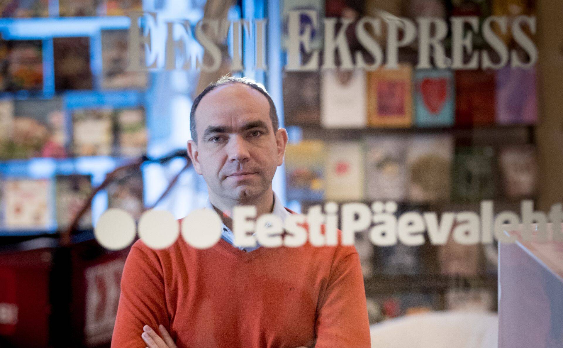 Ekspress Meedia tegevjuhi Argo Virkebau Ekspress Grupi aktsiaoptsioonid on tänu meediafirma headele tulemustele väärt juba enam kui 100 000 eurot. Tänavu jaanuaris oli nende väärtus veel veidi enam kui 50 000 eurot.