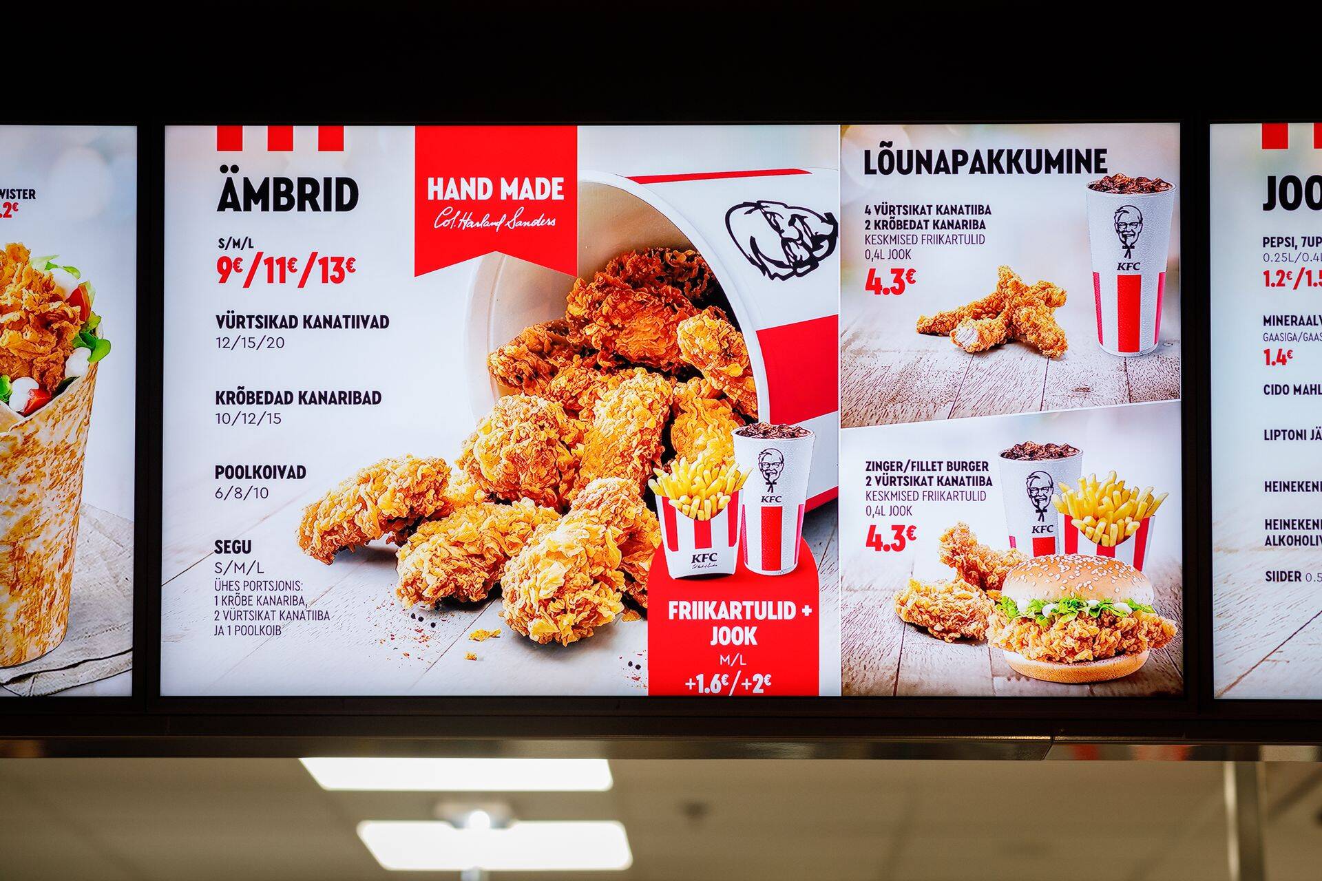 Inimesed on hakanud taas ostukeskuste restorane külastama.