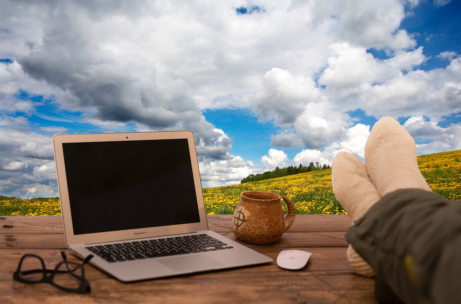 Mida rohkem on inimesi, kelle põhitöövahend on arvuti, seda suurem vabadus on inimestel valida ka elukohta.