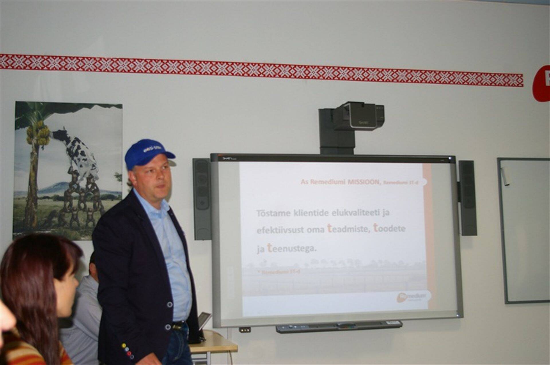 Remedium ASi juht Sivar Irval koolitust avamas.