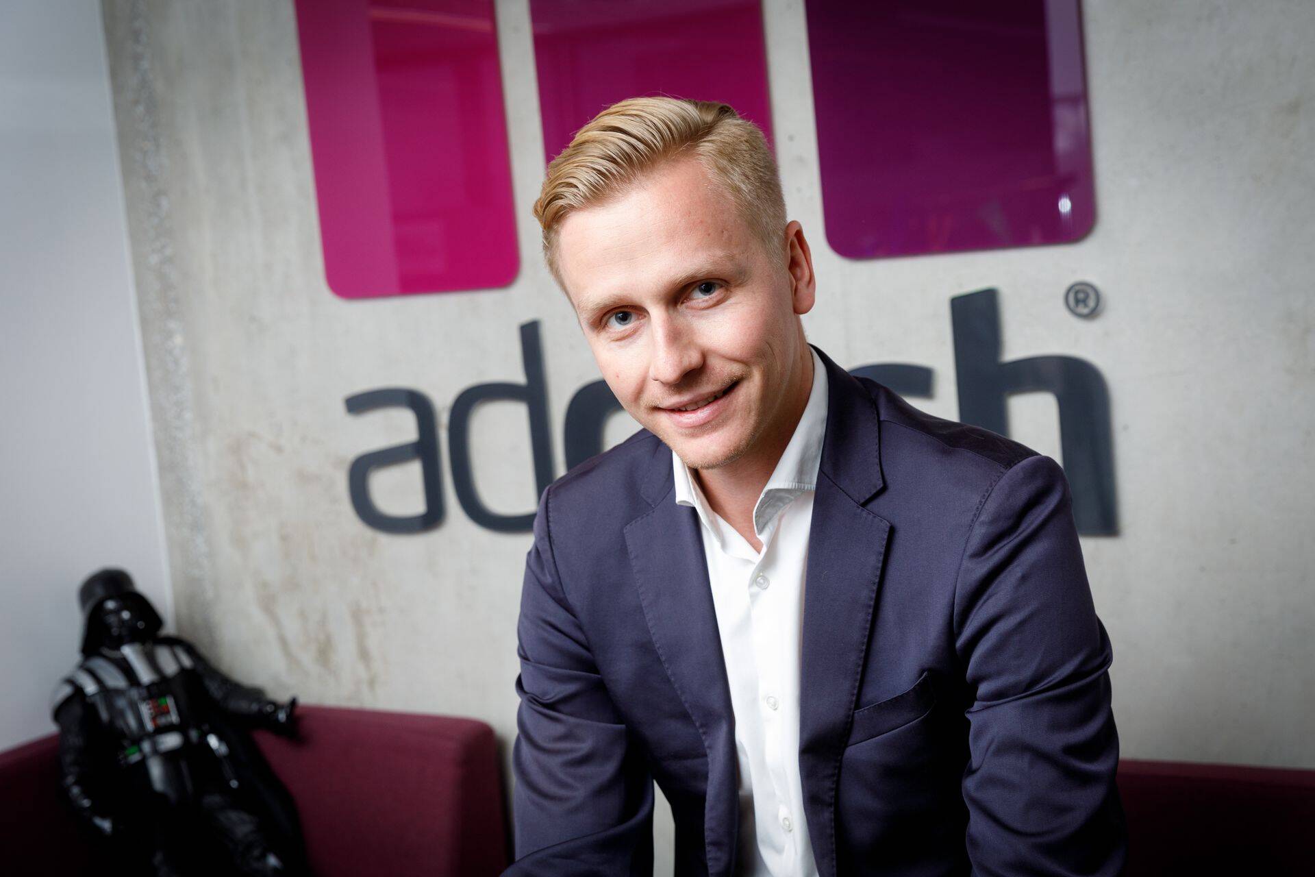 Novembris sai AdCashi juhiks varem ettevõtte finantsjuhina tegutsenud Priit Viru, kellega homses hommikuprogrammis vestleme.