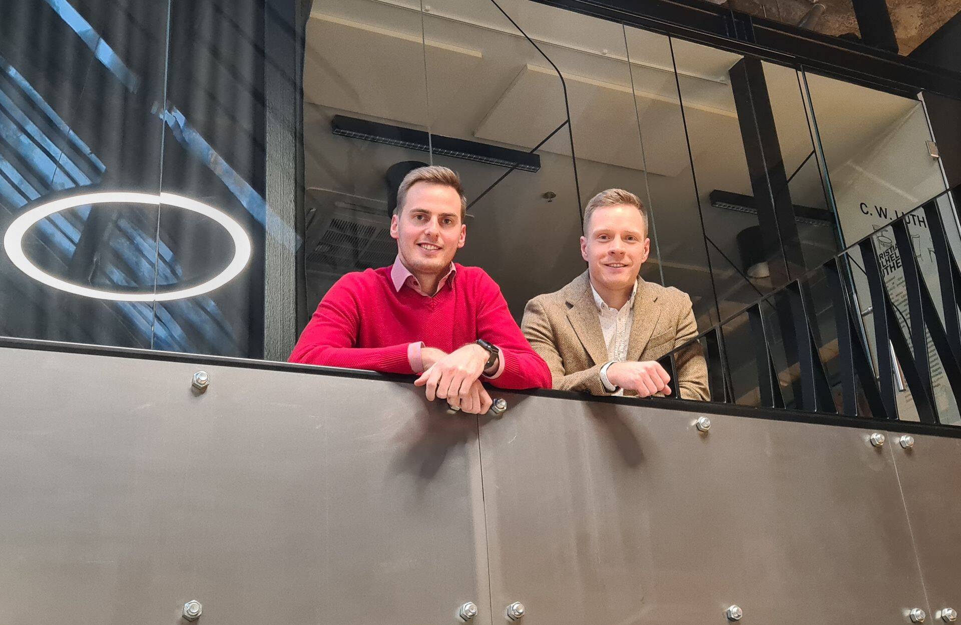 Kinnisvaramaakler ja -investor Martin Vendla (vasakul) ning Dominate Sales'i partner Andres Kiviselg.