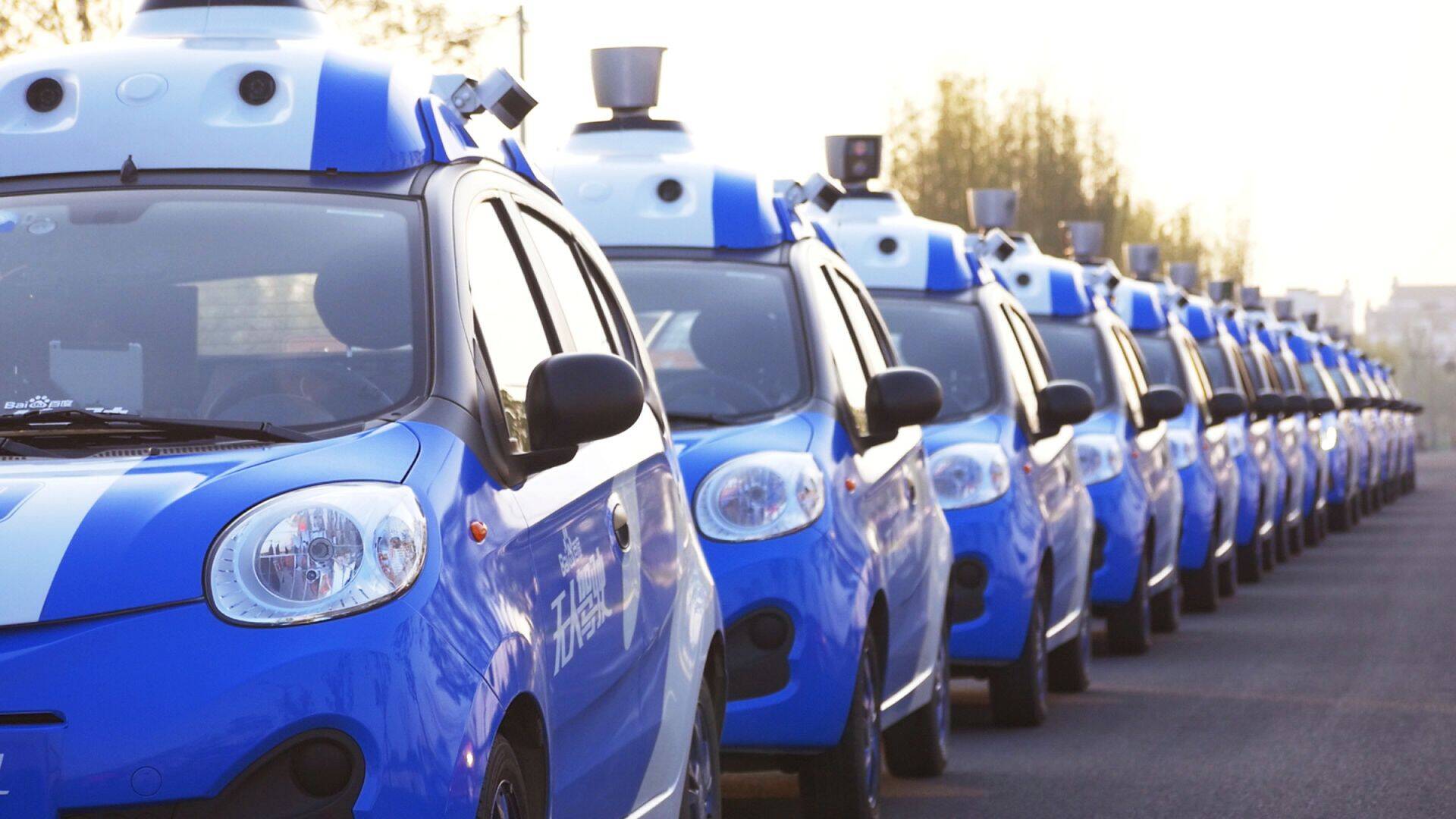 Baidu isesõitvad autod.