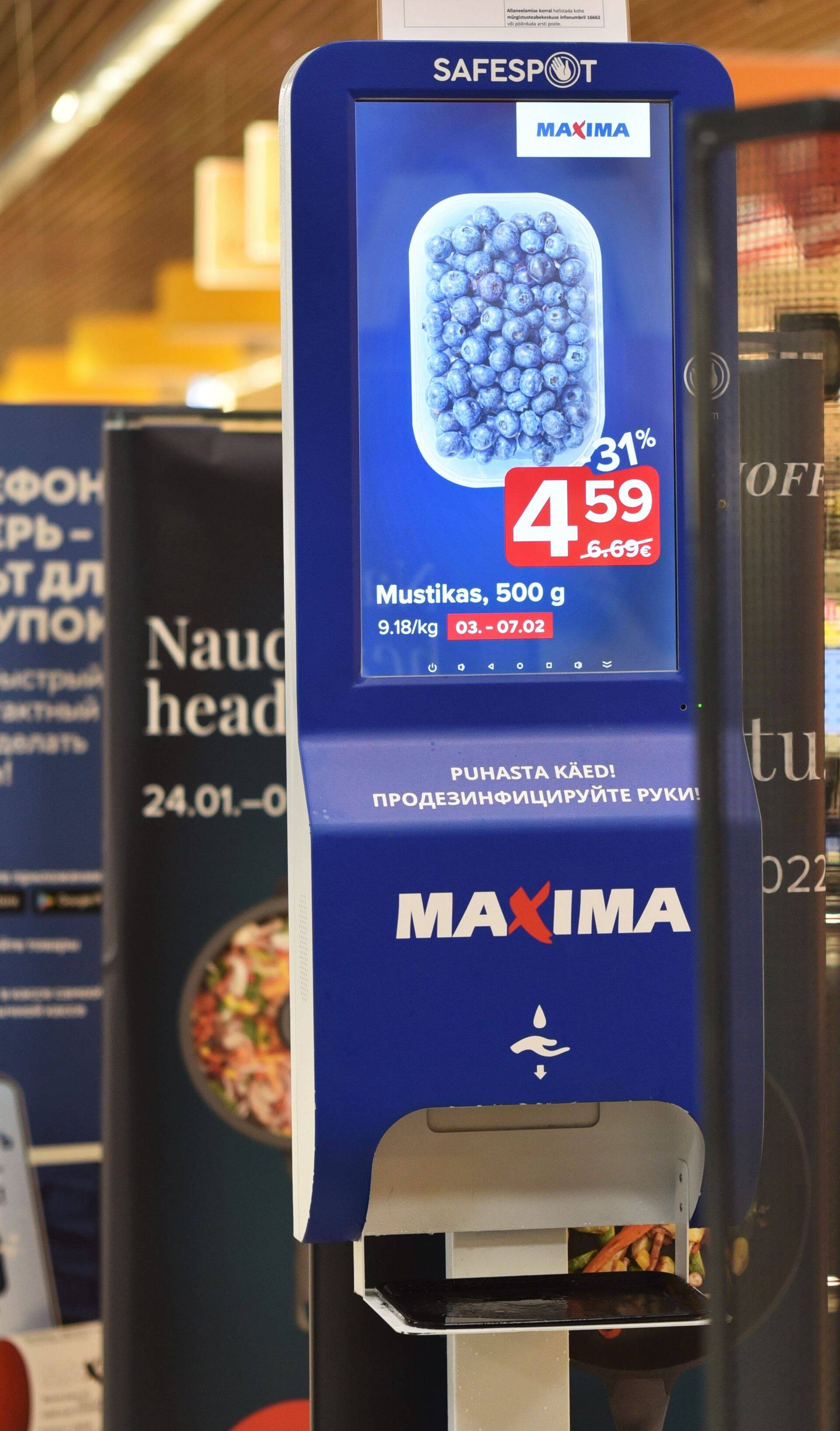 LED-ekraaniga kätedesinfitseerimisjaam Maximas.