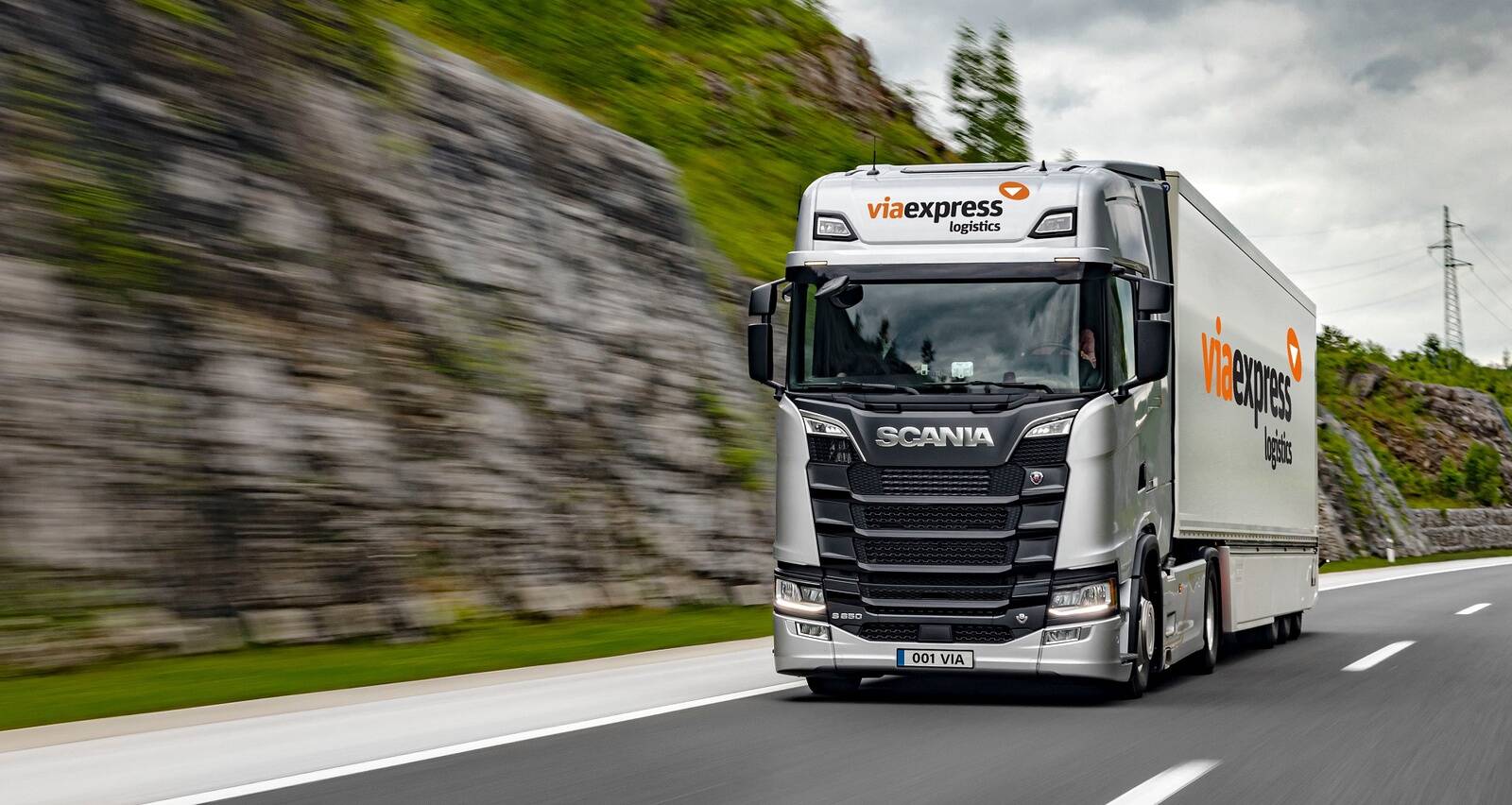 Via Express pakub Eesti-sisest transporditeenust ning ettevõttel on terminalid Tallinnas, Tartus, Rakveres, Jõhvis ning Pärnus.