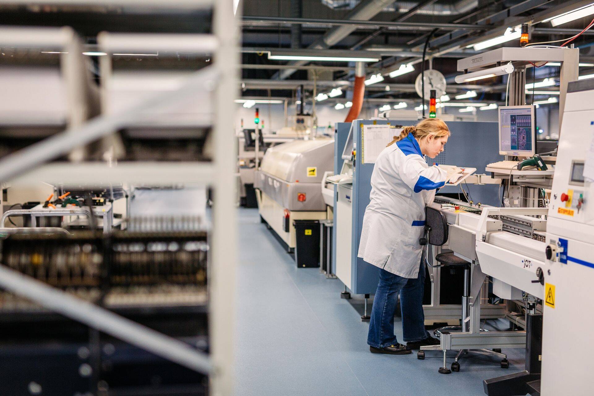 Tehnoloogia areng eeldab, et töötajad on aina rohkem valmis töötama arvutiga.