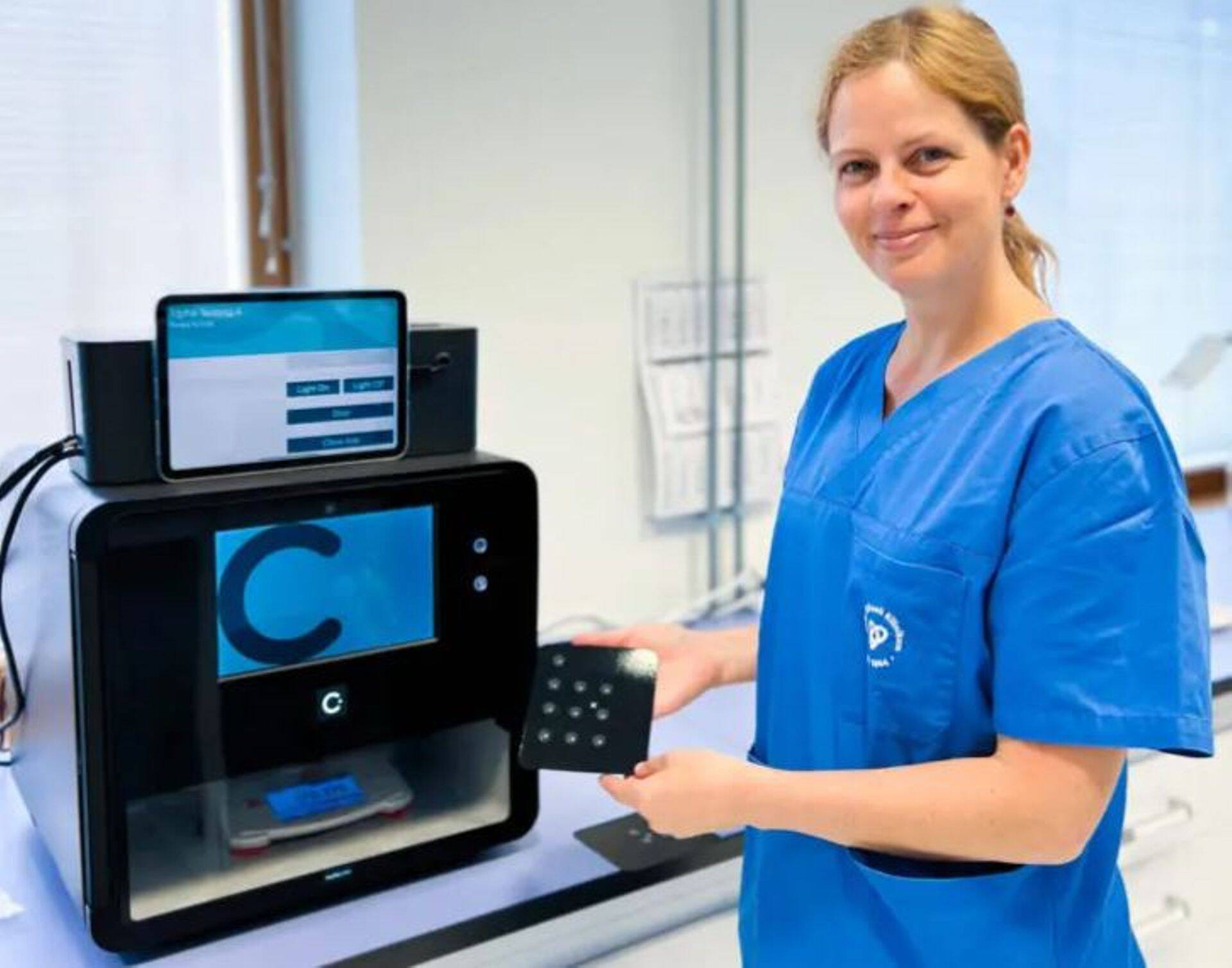 Soome firma Curify Labs 3D-tabletiprinter prindib korraga kuni 16 tabletti.