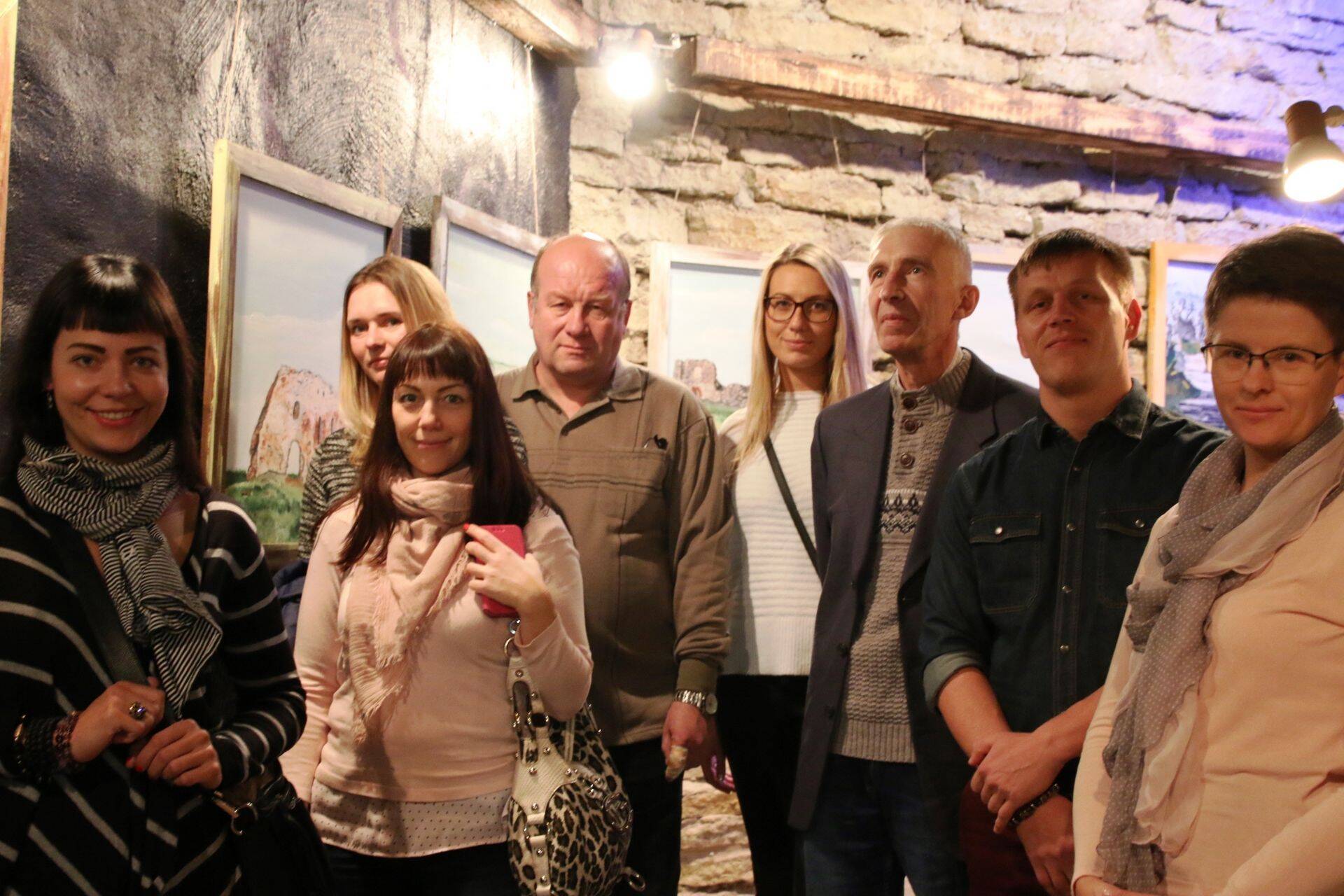 Ensto Enseki vabatahtlik sisekommunikatsioonitiim (vasakult): Rahel Paidre, Ene Ritso, Maarja Peet, Margus Piir, Carina Sutt, Aivo Altmets, Rando Haugas, Laima Parik.