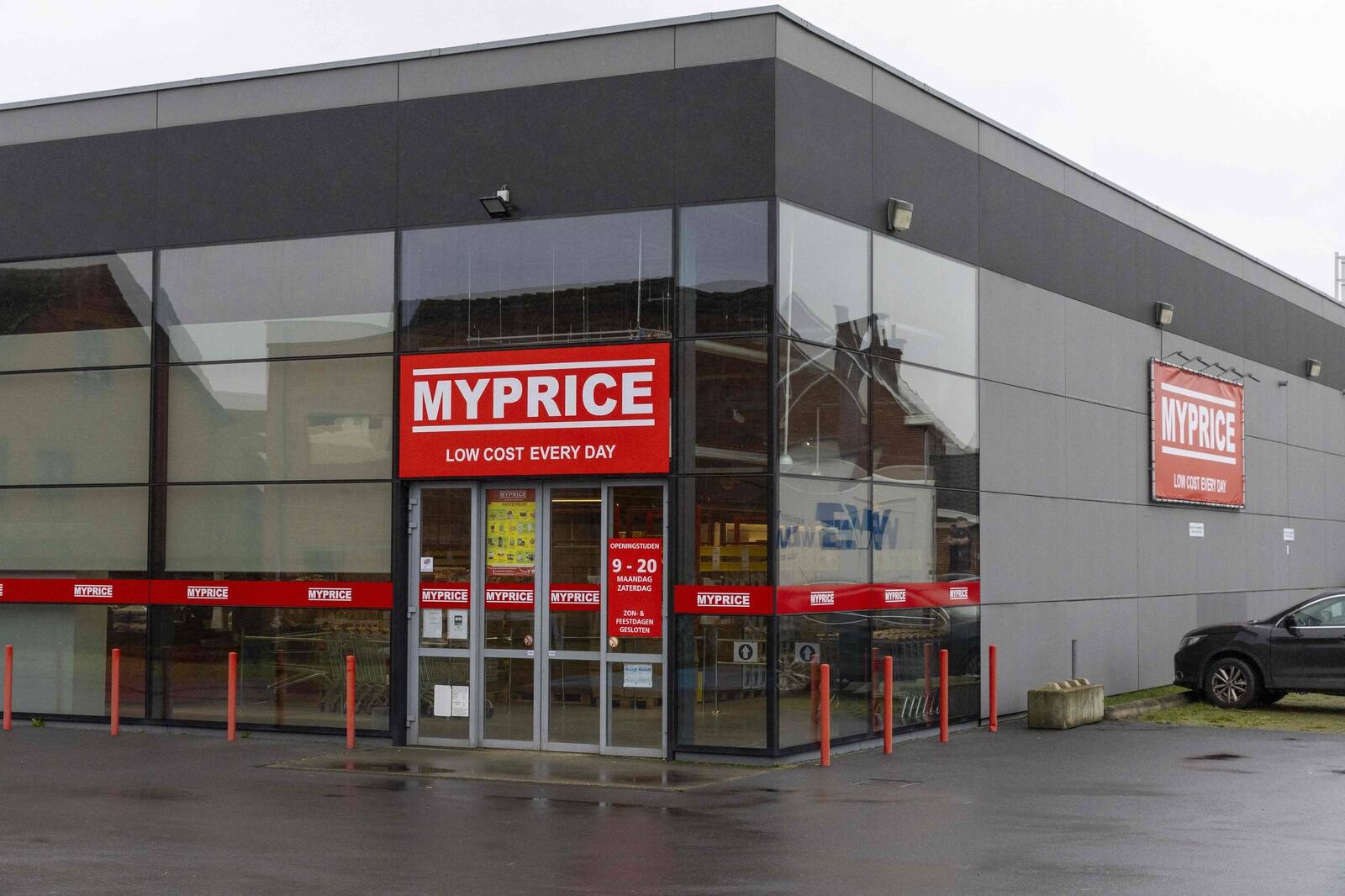 Не добившись успеха под названием Mere, сеть пытается построить бизнес в Бельгии с новым именем.