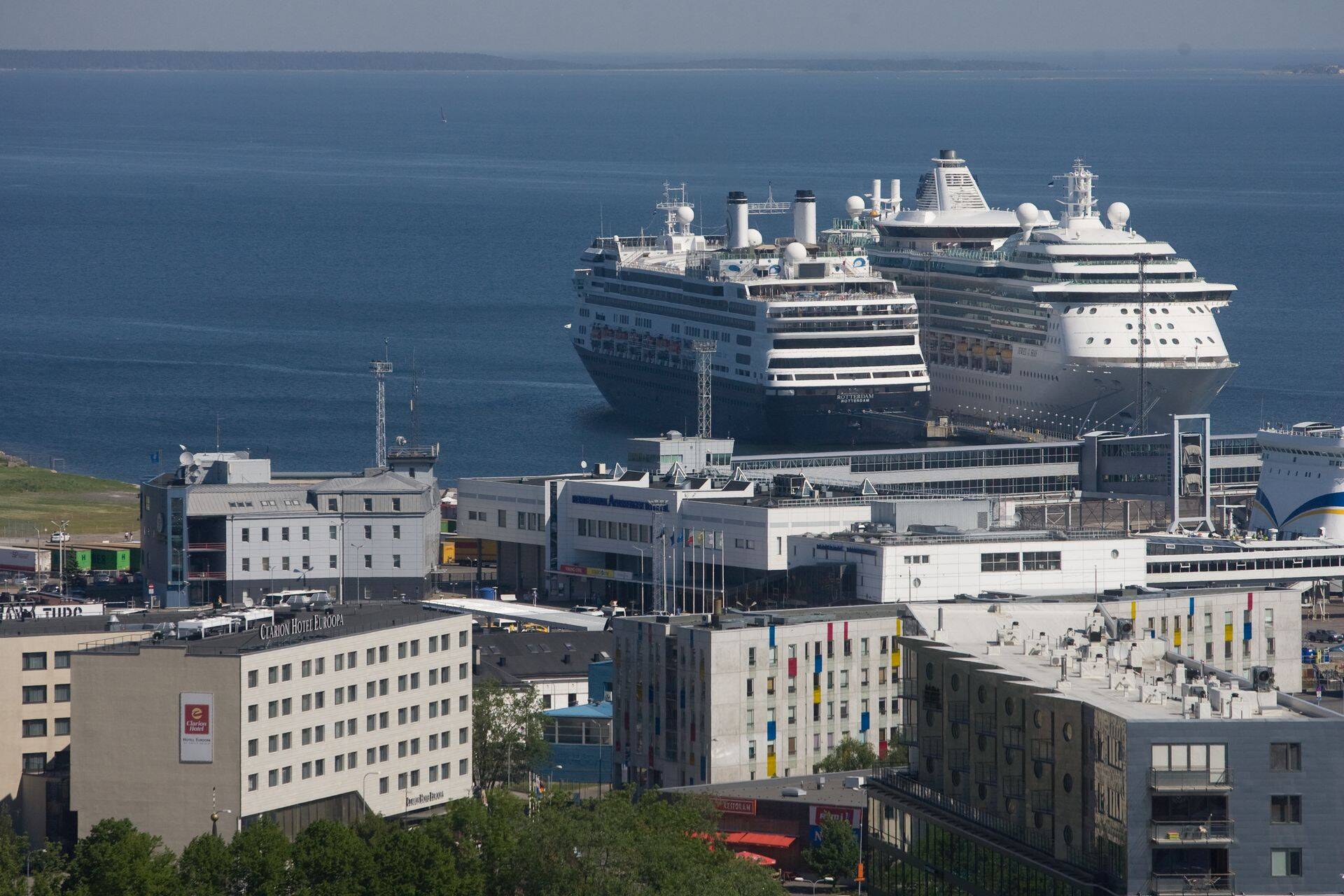 Vaade Tallinna sadamale.