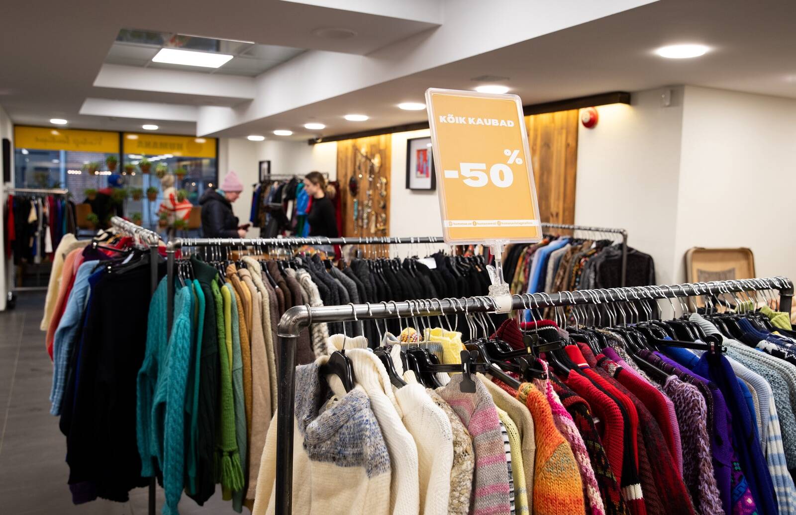 Humana vintage pood Aia tänaval