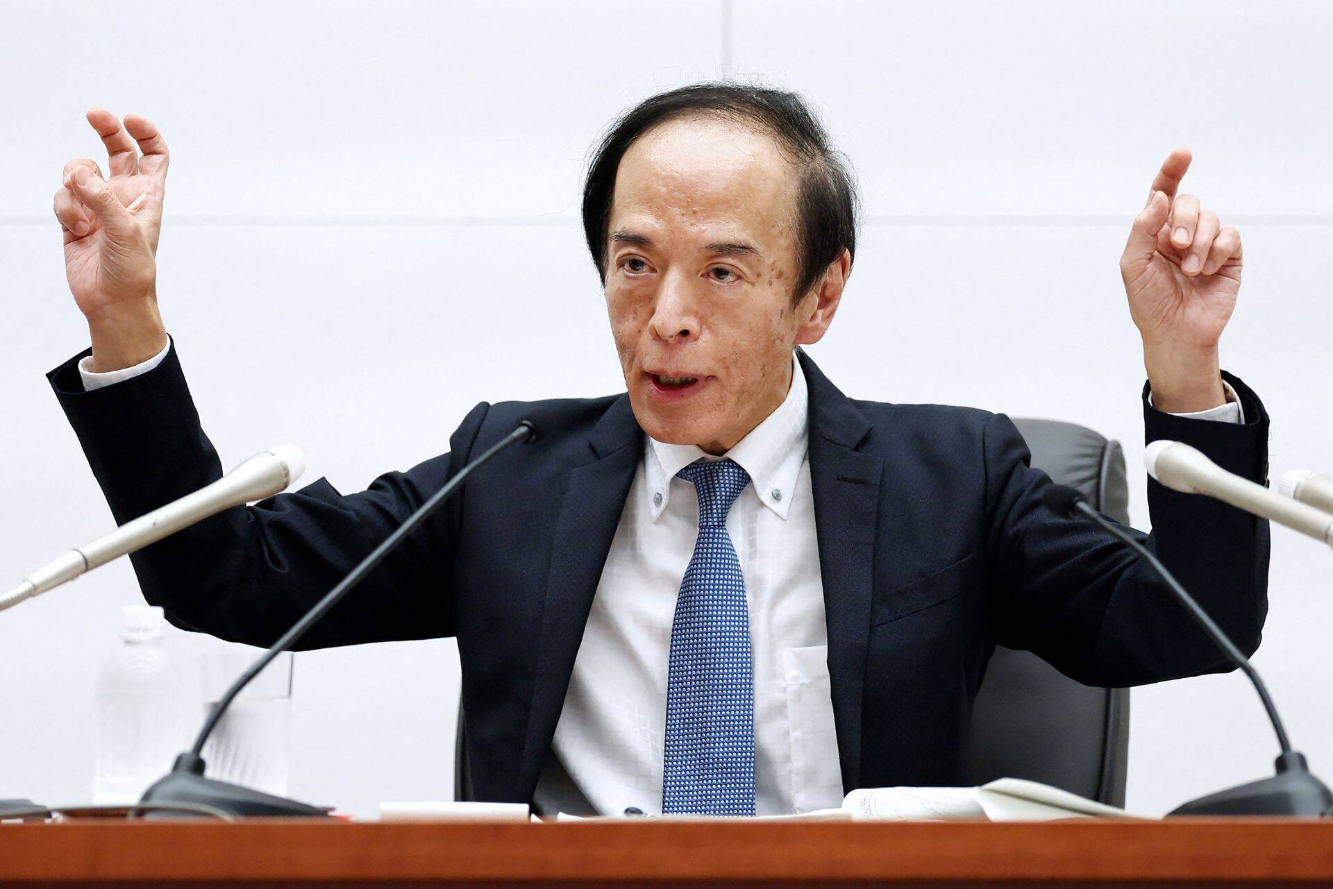 Jaapani keskpanga juht Kazuo Ueda šokeeris turge, kui teatas, et ka Tokyo asub rahapoliitikat karmistama.