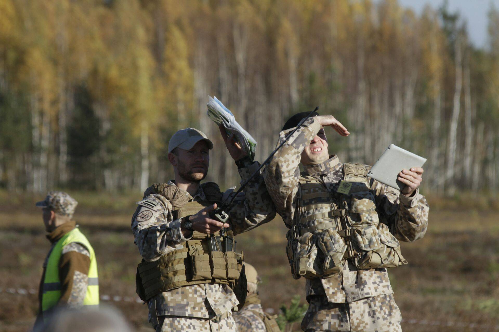 Läti plaanib oma kaitsekulutused tõsta NATO standardini. Pildil Läti sõdurid õppustel.
