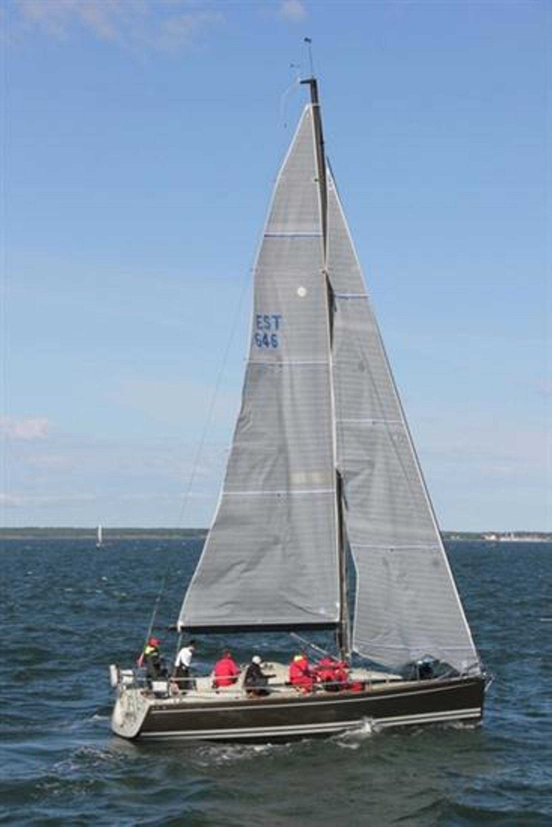 Muhu Väin 2013, Katariina II EST646,kapten Aivar Tuulberg, Pärnu Jahtklubi