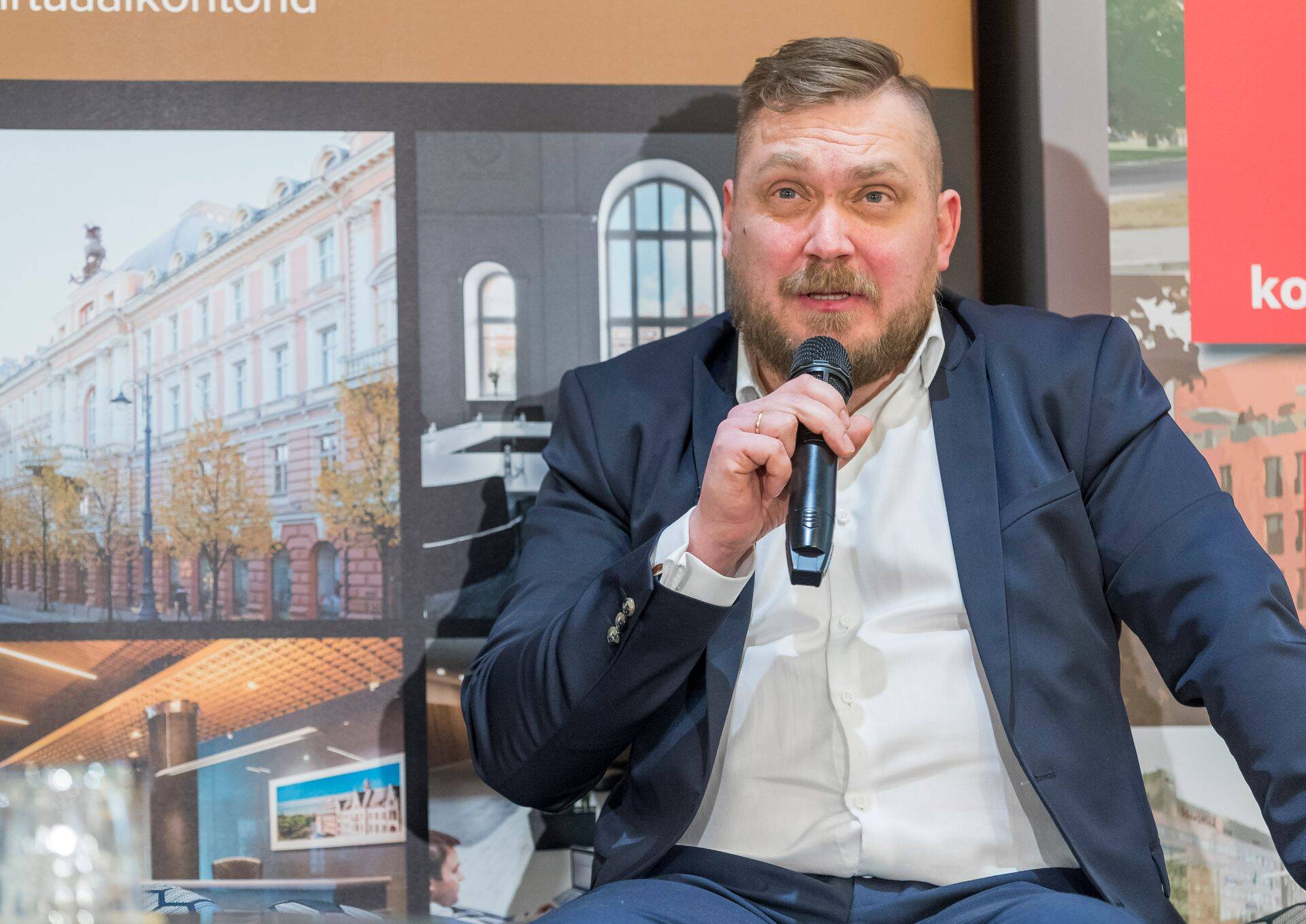 Janek Hintsov (Done Halduse tegevjuht)