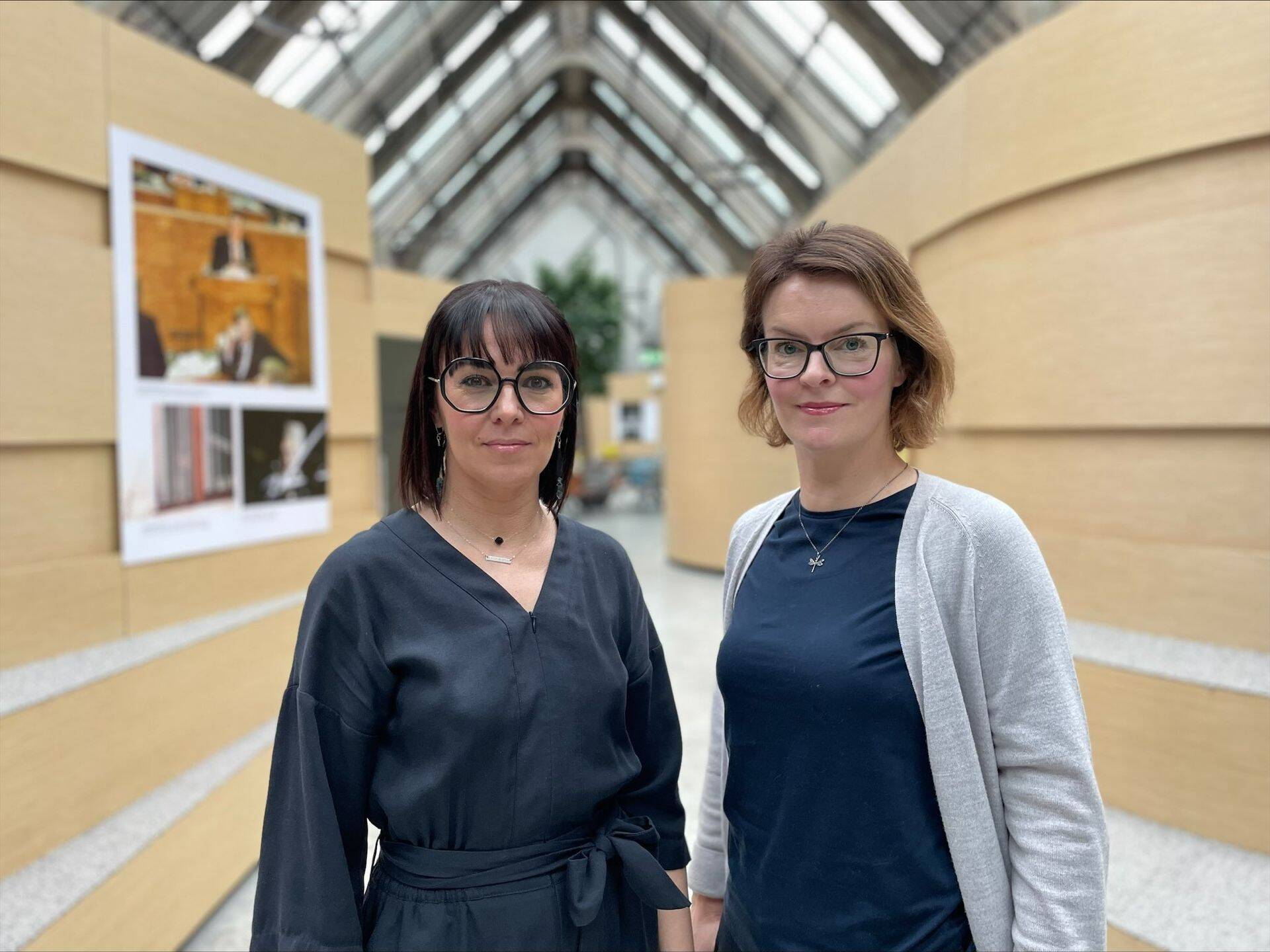 D’Difference’i brändijuht Carmen Kibur (vasakul) ning JOIKi tegevjuht ja omanik Eva-Maria Õunapuu.