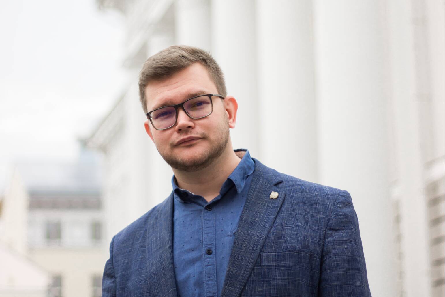 „Targas turunduses jääb märkide tundmisest üksi väheks – turundajale on esitised märkidest tähtsamad, kuna neid kasutatakse klientidega kommunikeerumiseks,“ ütleb TÜ semiootika ja kultuuriteooria doktorant Sven Anderson