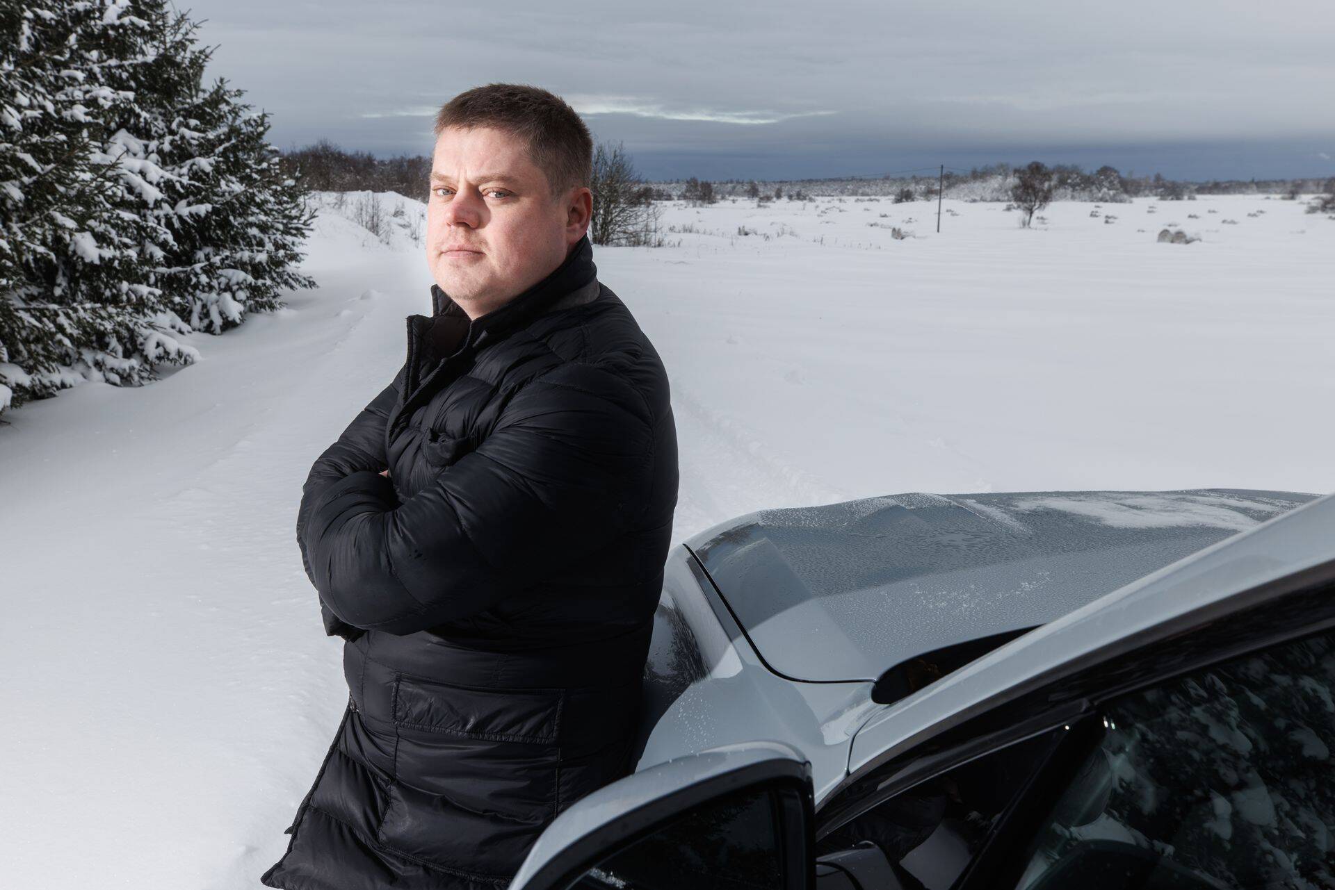 Kinnisvaraarendaja Farmada juht Heiti Salumets ei mõista, miks ostjad teda nõudmistega pommitavad, kui ta on majad läbi raskuste ja kahjumiga valmis ehitanud.