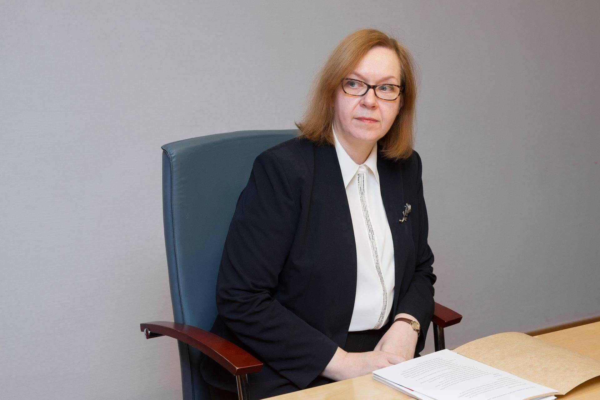 Rahandusminister Maris Lauri Eesti Energia kaevandamismäära ära ei anna, ent tegi ettepaneku olukorra lahendamiseks.