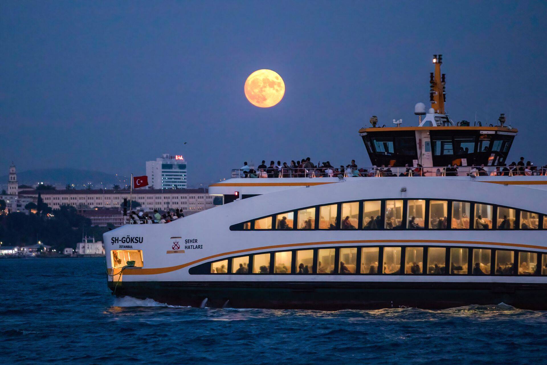 Годовой доход Турции увеличится до $200 млн. Сейчас страна зарабатывает на проливах $40 млн в год.