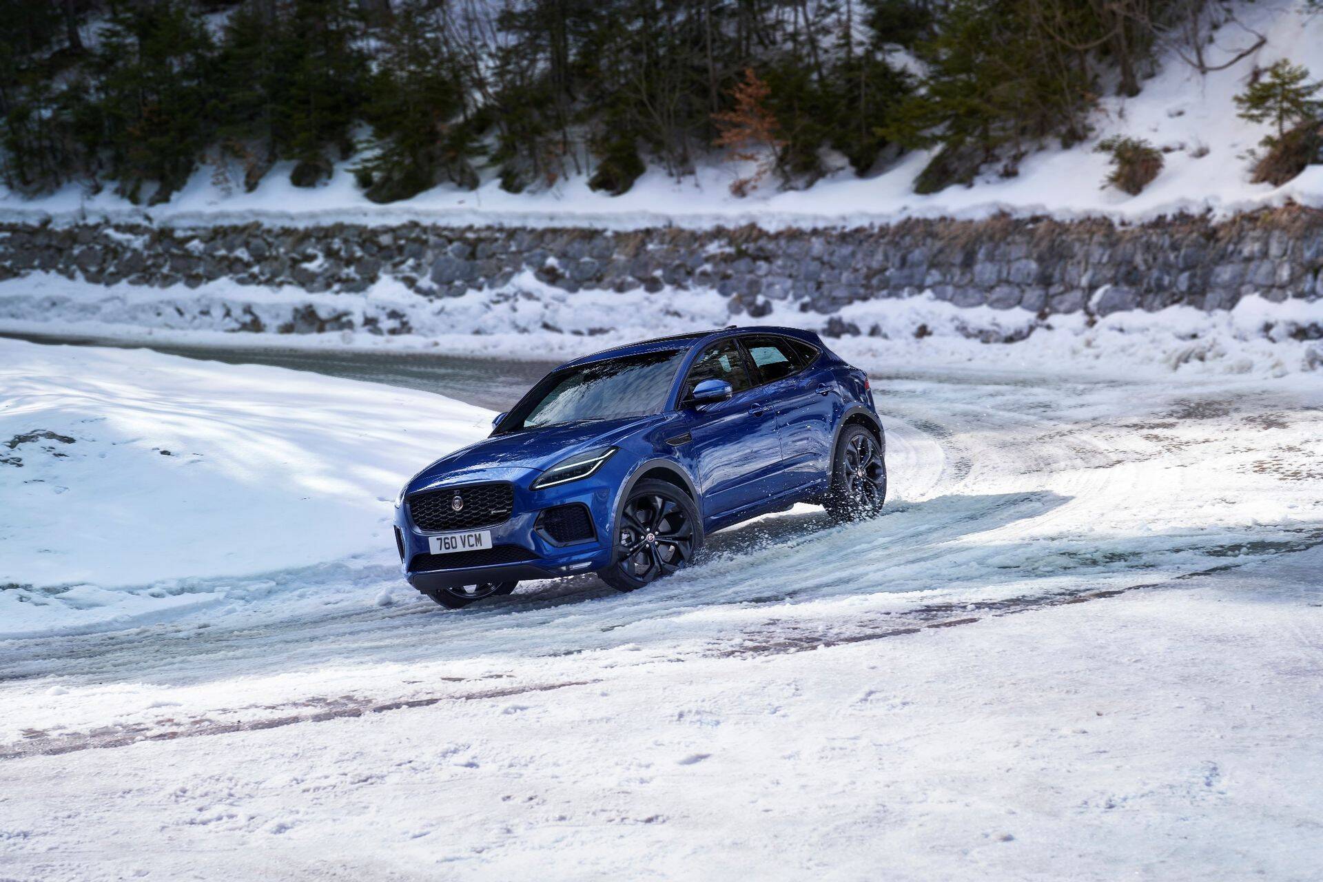 Jaguar E-PACE (tootja foto)