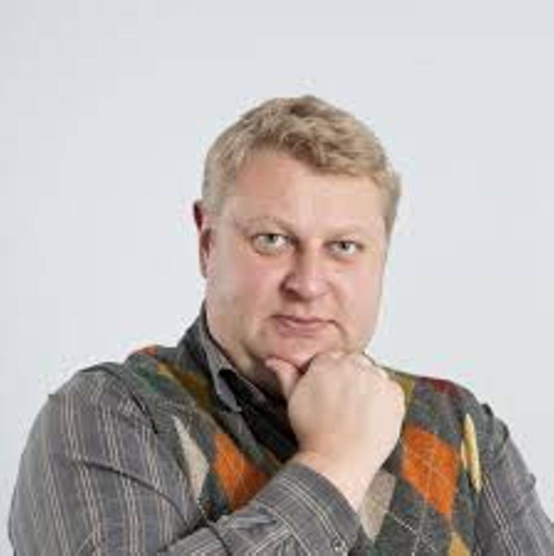 Павел Иванов, обозреватель