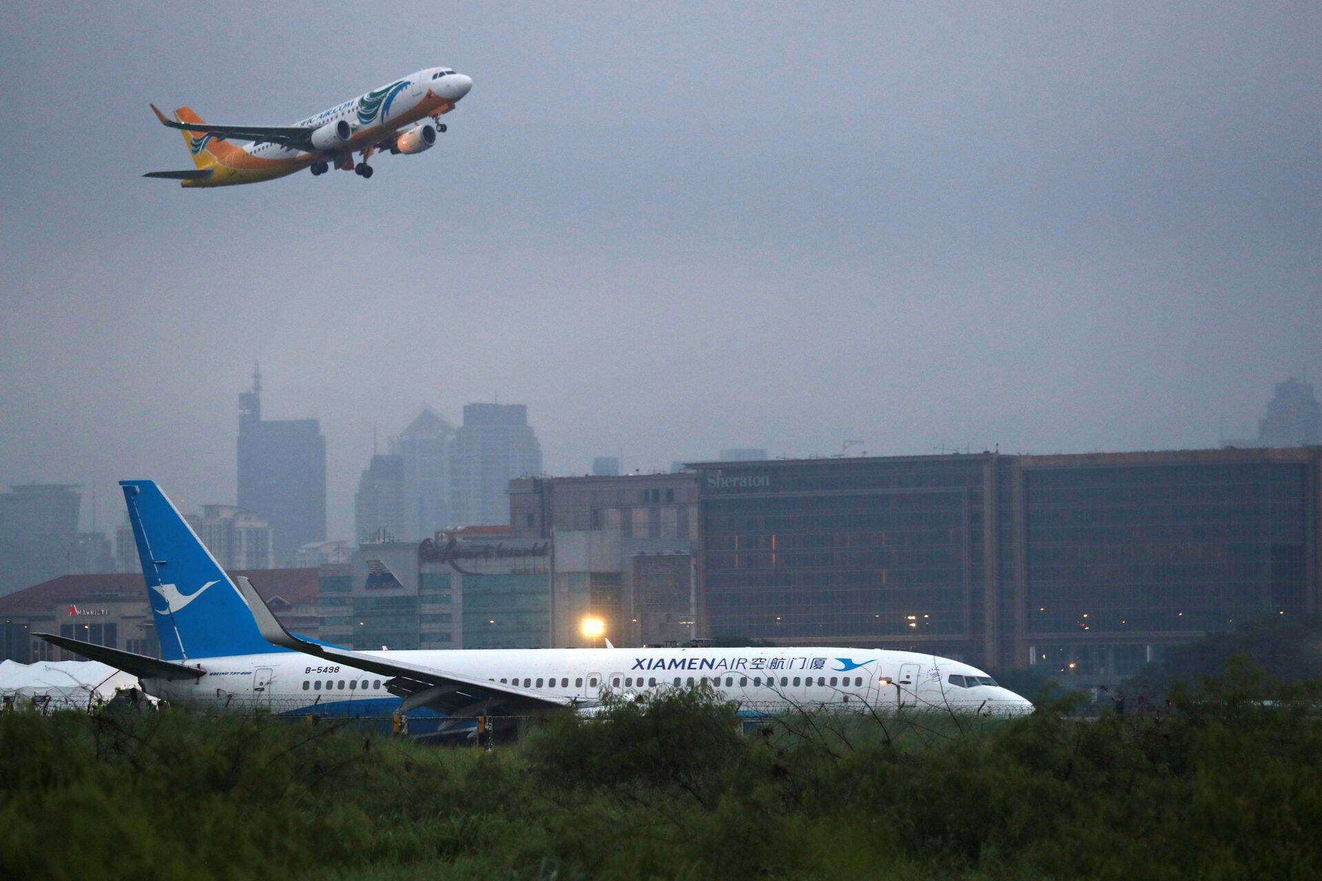 Airbus 320 (ülal) ja Boeing 737 (all). Kaks lennukitootjat, millele antud toetused on ohtu seadnud USA ja ELi kaubandussuhteid.