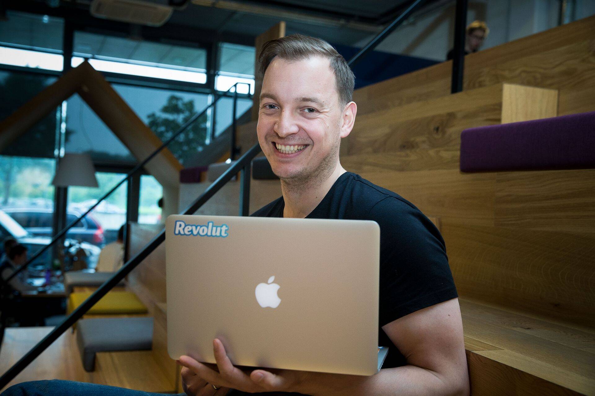 "Põhjus, miks 100% inimestest ei kasuta Revoluti on see, et nad ei tea midagi selle olemasolust," arvab Andrius Bičeika.