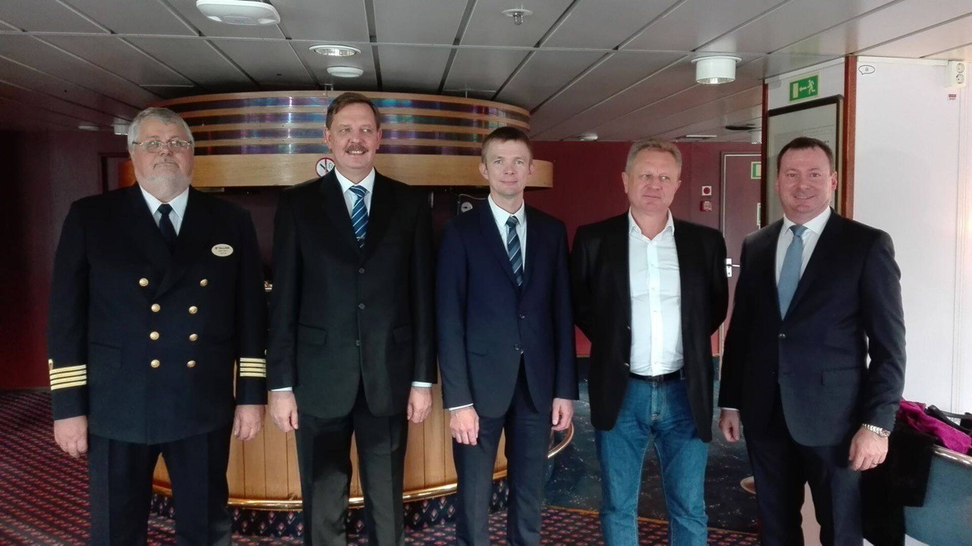 Tallink перевел грузовую линию Sea Wind из центра Таллинна в Мууга
