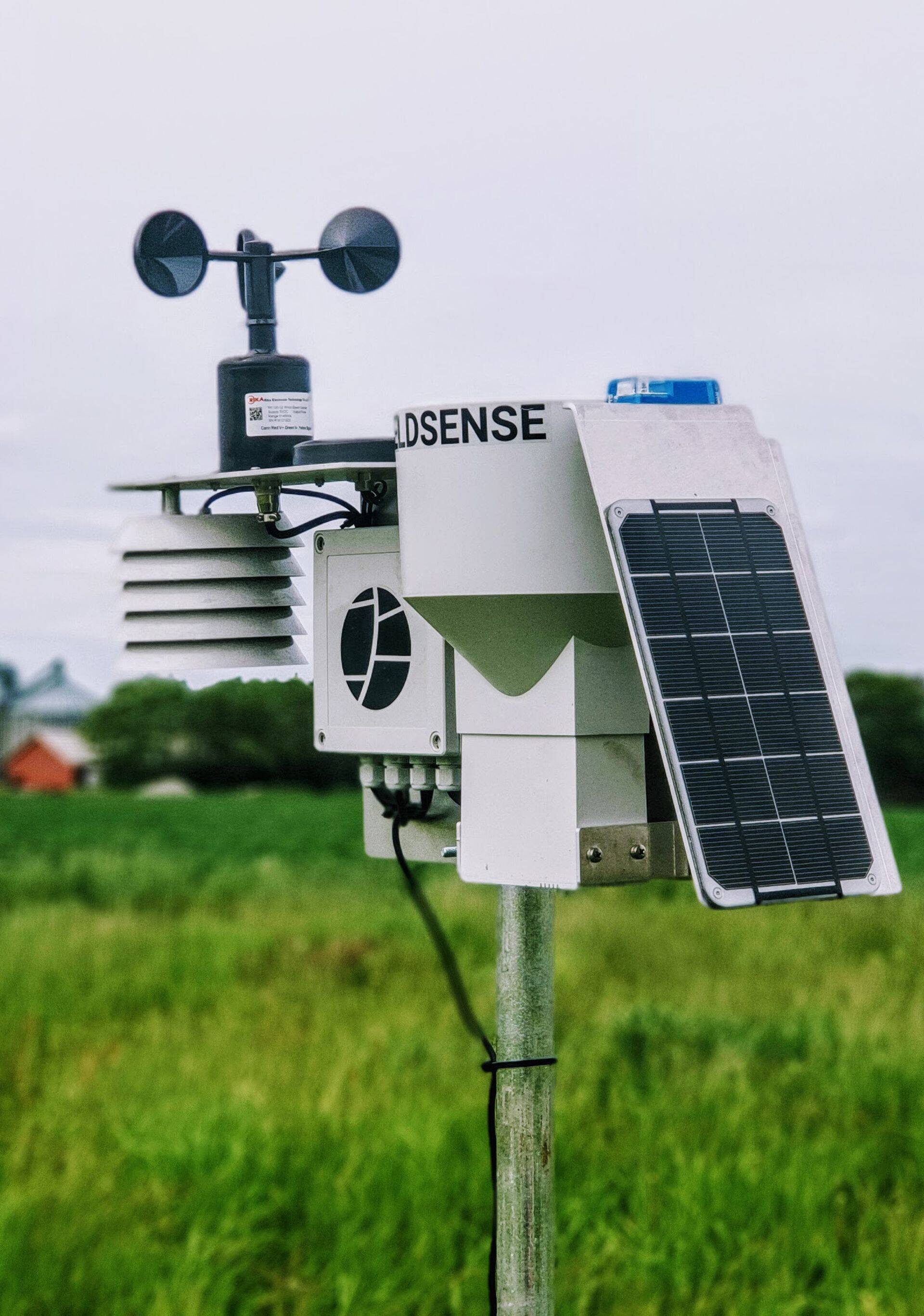 FieldSense ilmajaam aitab koguda ilmaandmeid otse põllul.