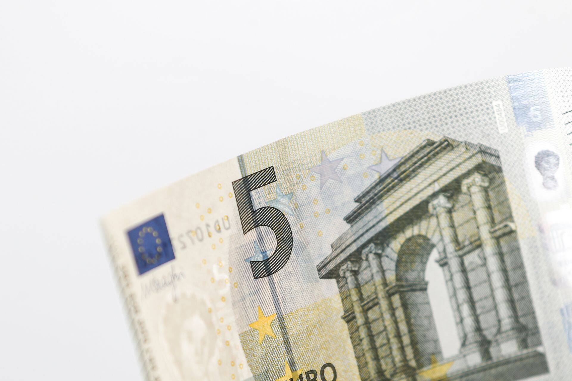 5-eurone rahatäht.