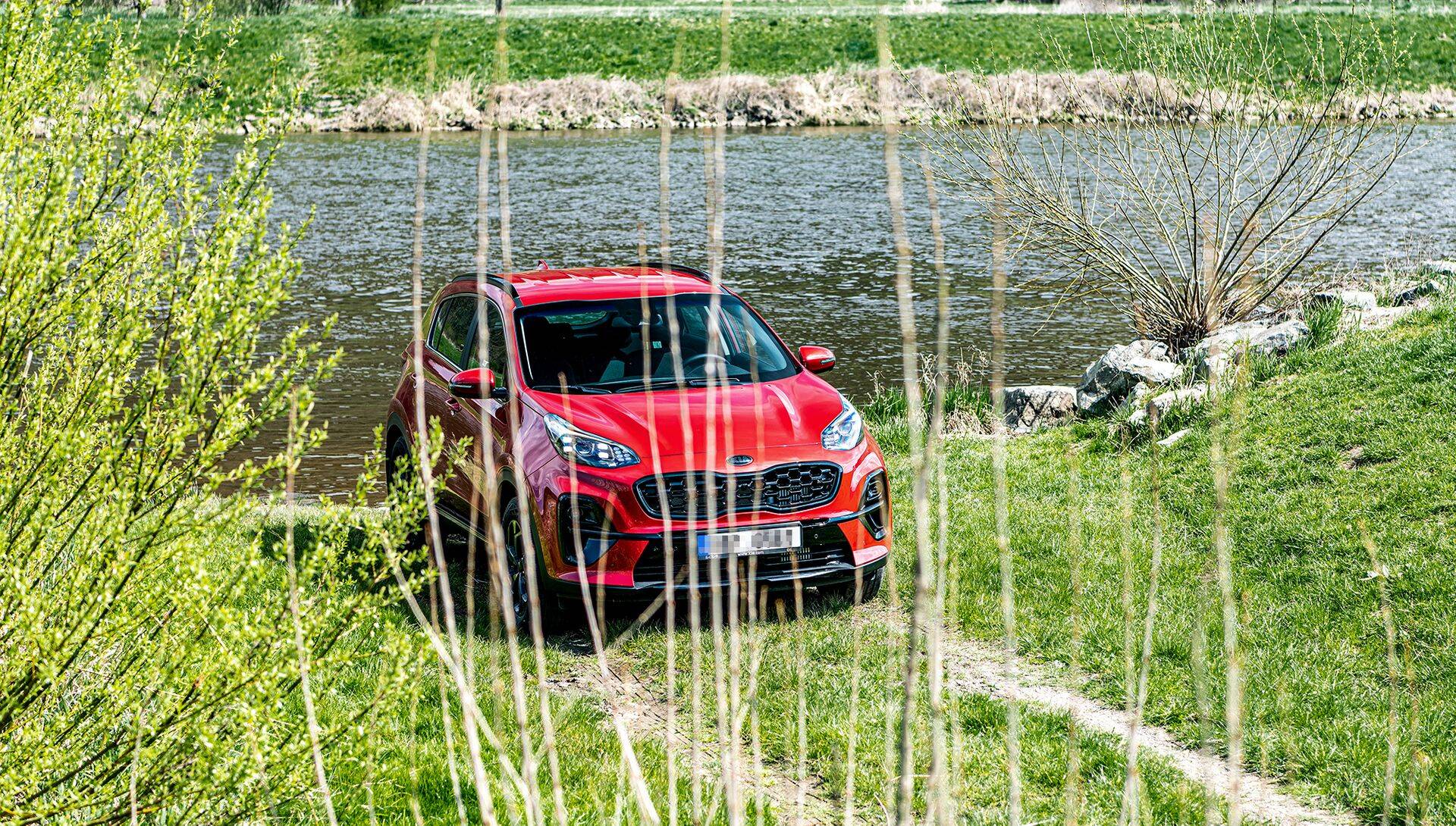 Южнокорейская Kia опередила в октябре вечных передовиков эстонского авторынка Toyota и Škoda. Среднеразмерный кроссовер Kia Sportage стал самой востребованной моделью месяца.