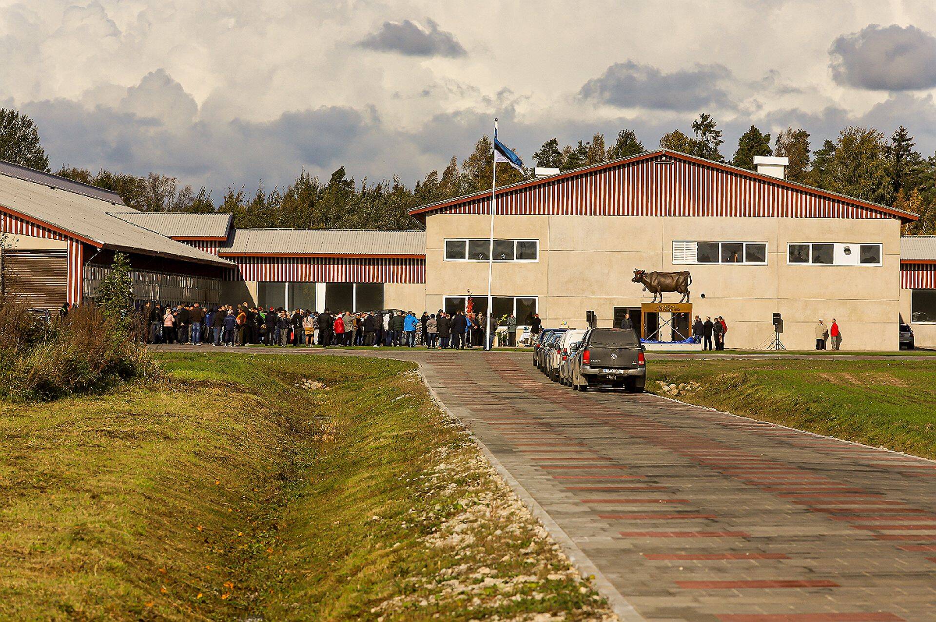 Mapri Ehitus ehitas suurfarmi 1000 piimalehmale.
