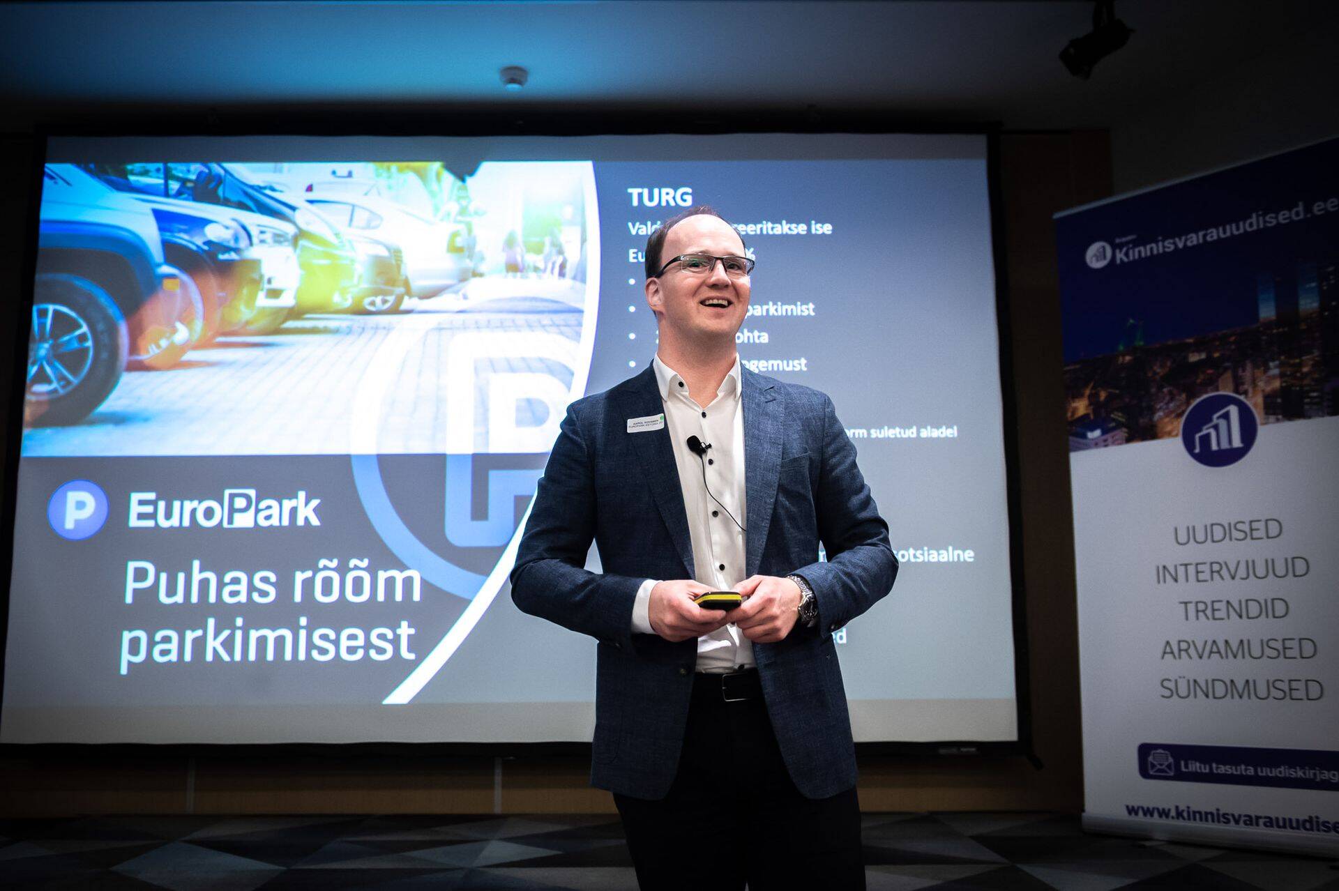 Europarki juht Karol Kovanen räägib saates "Kõik ärikinnisvarast", mis toimub parkimise hindadega ja millega võiks arendajad parkimiskorraldust planeerides arvestada.