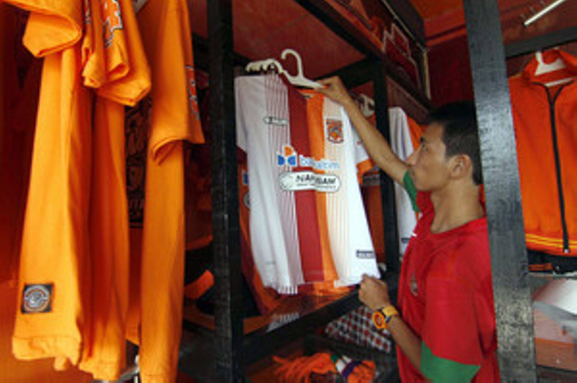 Американская компания-производитель одежды American Apparel подала заявление о банкротстве