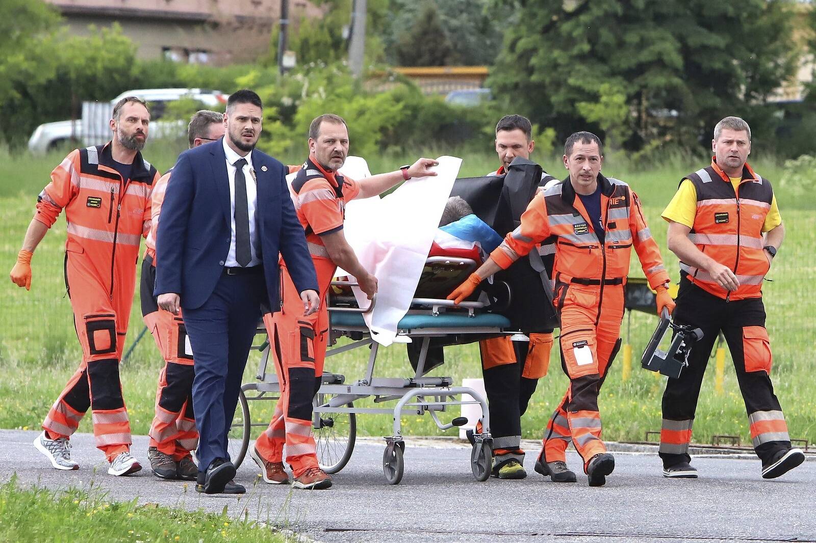 Slovakkia peaministri Robert Fico tapmiskatse tagamaadest annab ülevaate Äripäeva välistoimetaja Indrek Lepik.