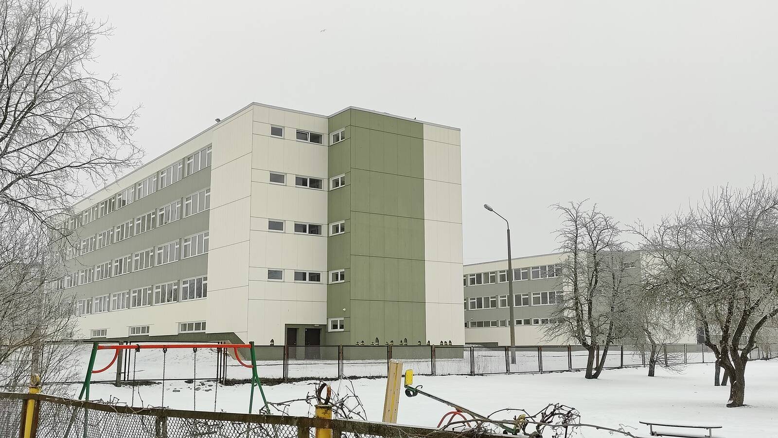 На месте свежеотремонтированной Солдинаской гимназии будет новое школьное здание.