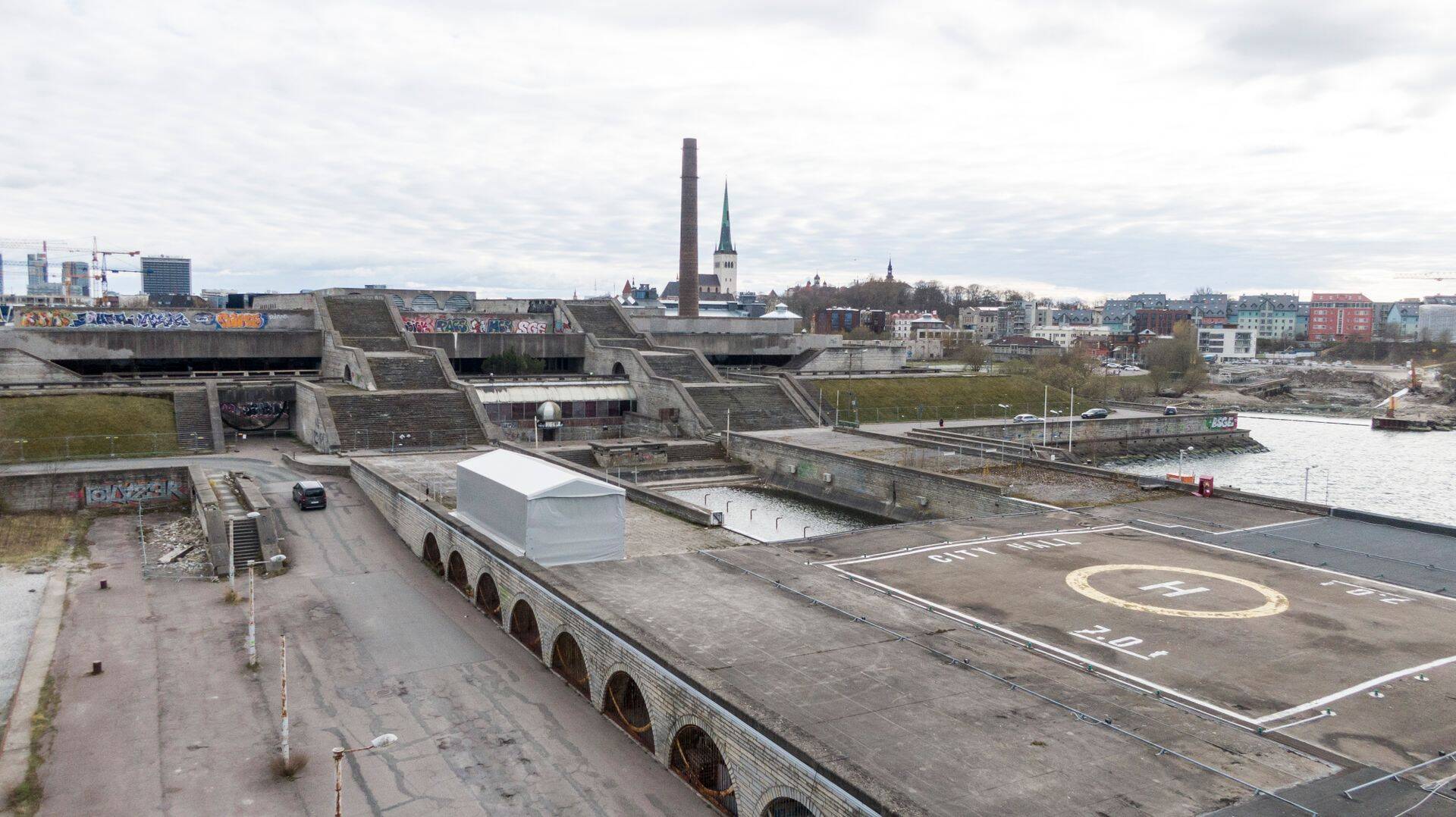 Tallinna linnahalli hoone.