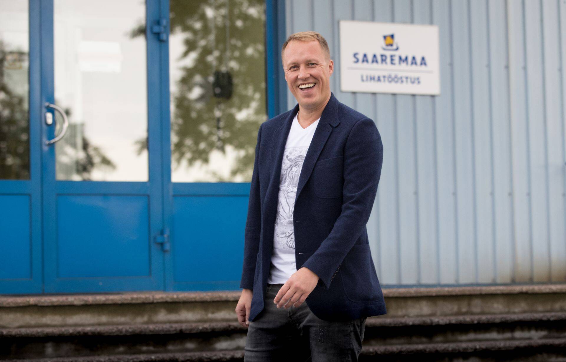 Hiinas jätkab tehase juhina tööd Kristjan Leedo, kes enda sõnul enam Saare Ereki tegevusega kurisis pole.