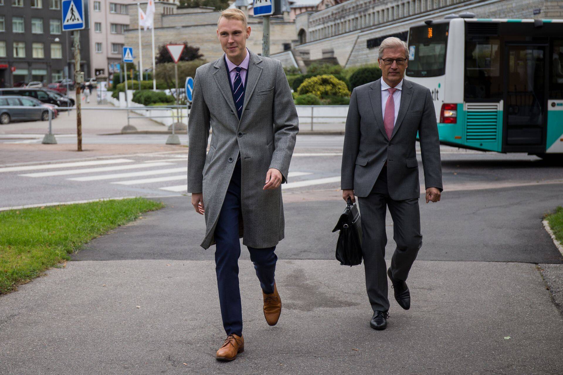 Põhja-Tallinna linnaosavanem Raimond Kaljulaid läks KAPOsse koos kaitsja Aivar Pilvega.