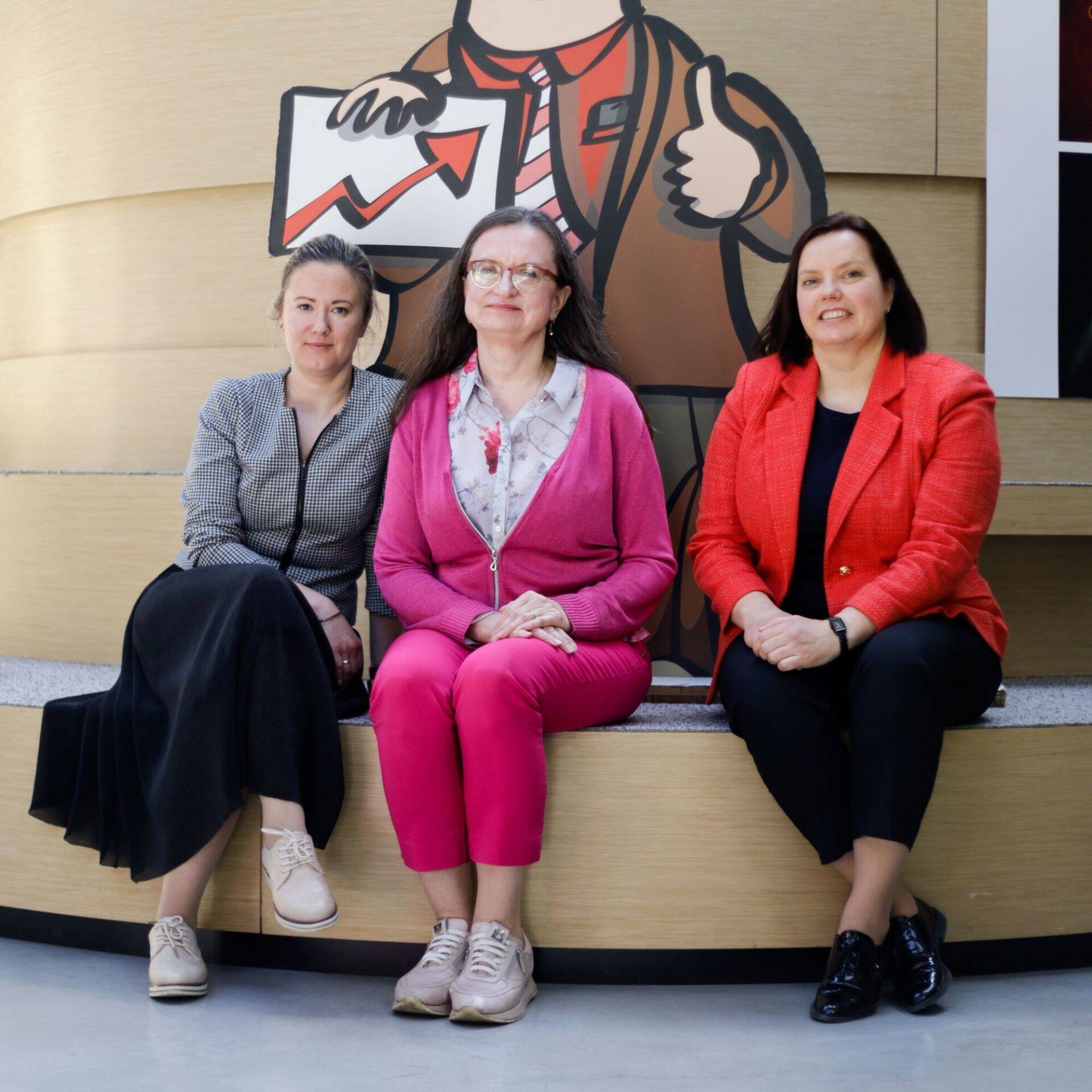 Töötukassa karjäärinõustaja Marika Ojanurme, oskuste arendamise ja karjääriteenuste osakonna peaspetsialist Piret Valgma ning Tallinna Ülikooli avatud õppe peaspetsialist Marge Kõrvits.