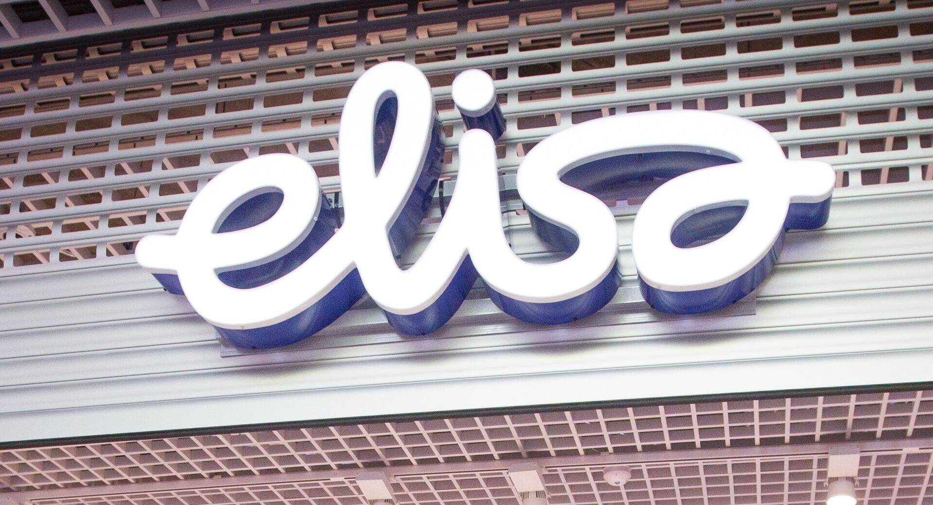 Paljudel Elisa nutipakettide klientidel tuleb aastas 36 eurot juurde maksta, kui neil peaks olema tarvis mujal Euroopa Liidus internetti kasutada.