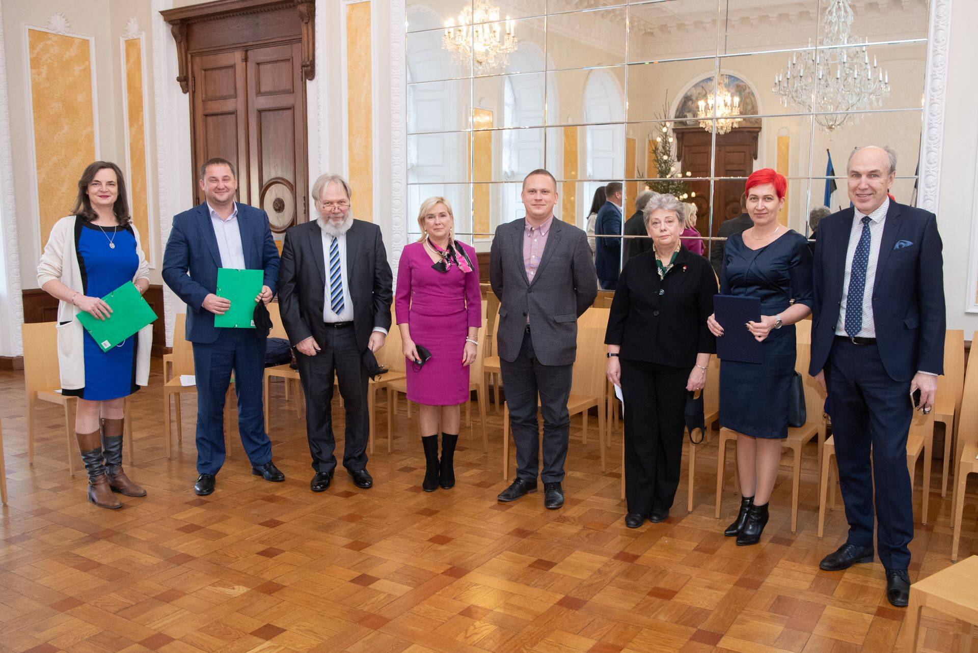 Riigikogu juhatus V Omavalitsuspäeval.