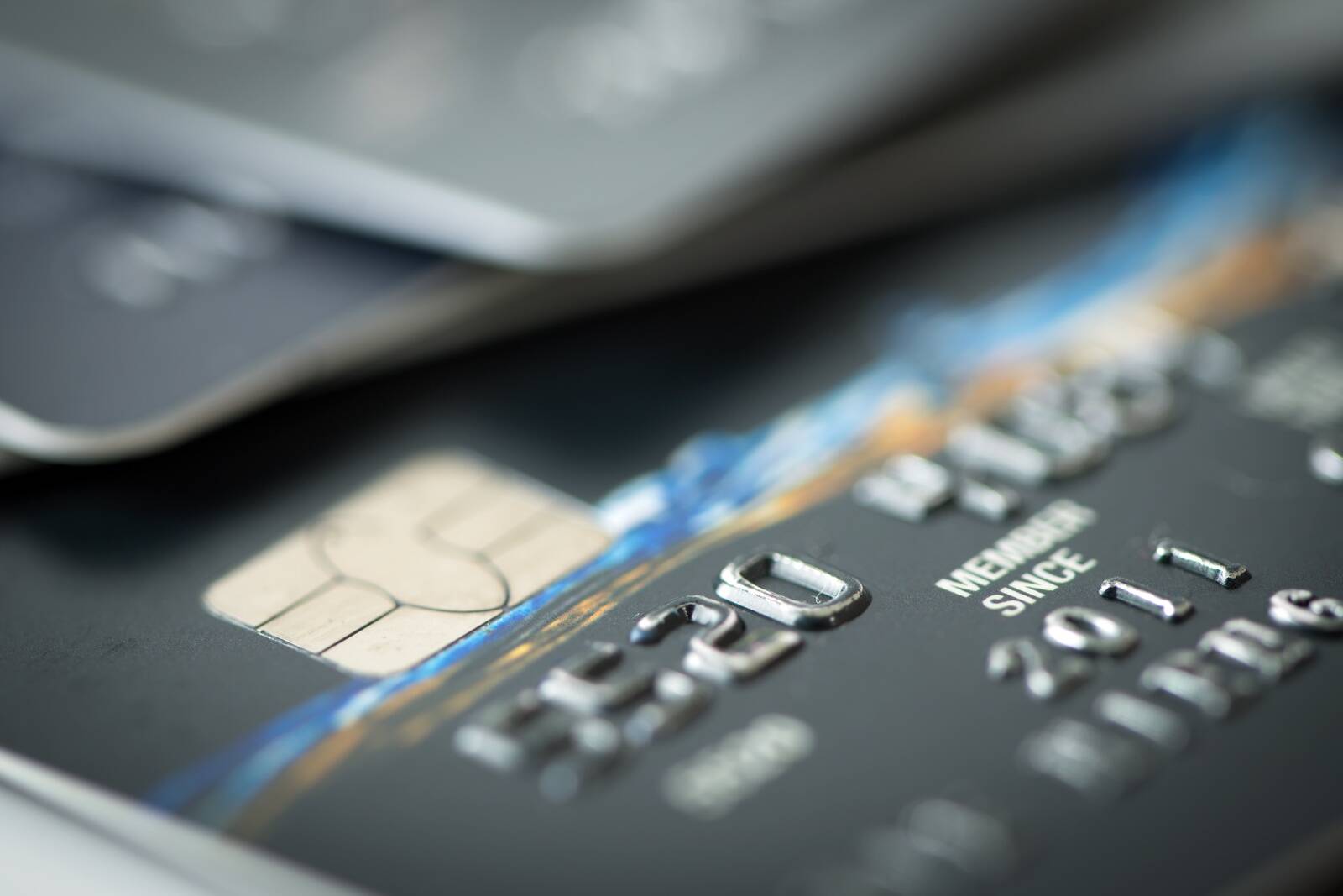 Inbank: «При выдаче кредитных продуктов мы соблюдаем стандартные для всех клиентов процессы, в том числе и проверку срока действия вида на жительство».