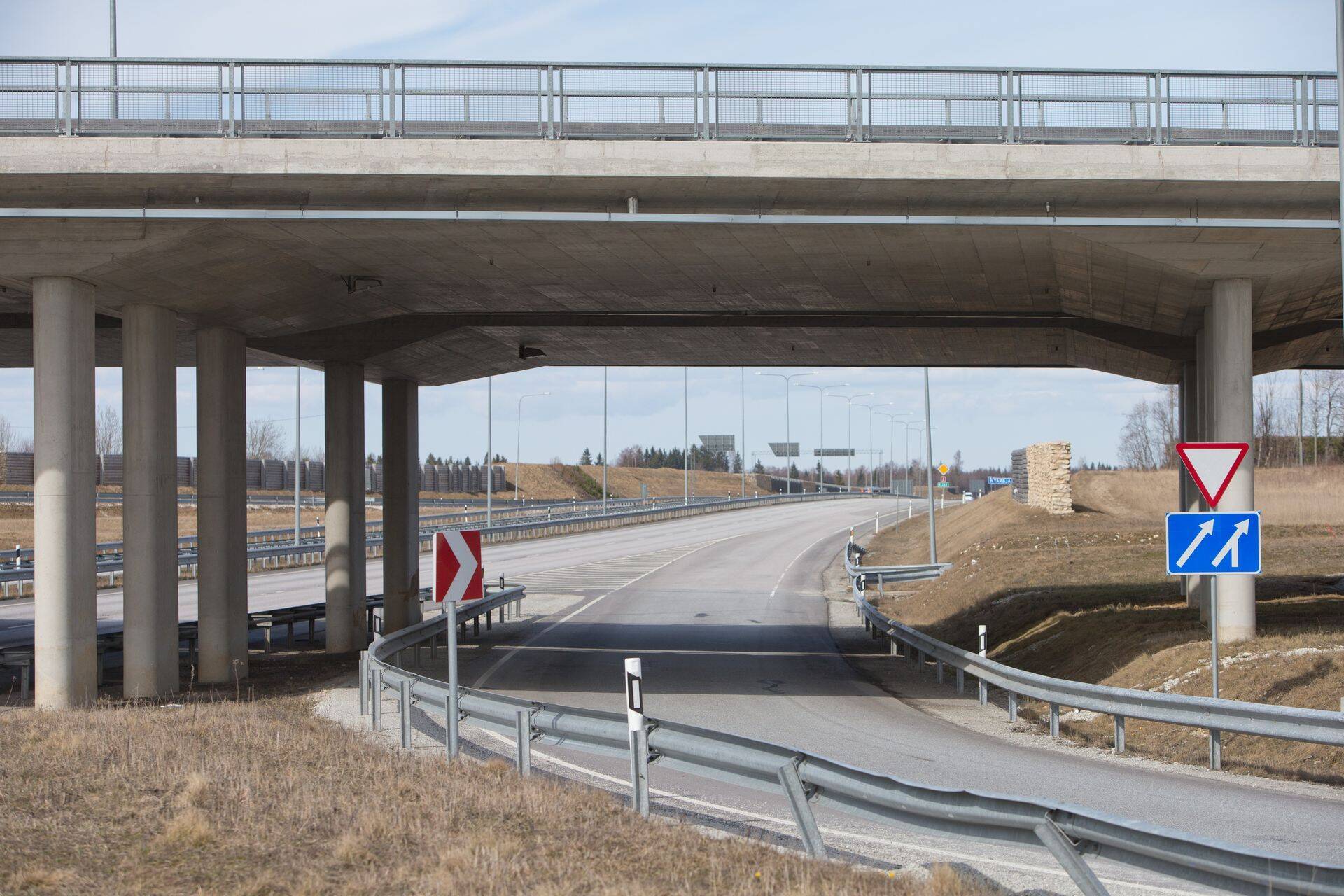 Mäo mitmetasandiline ristmik on üks tuntumaid kohti, kuhu Eesti euroraha on läinud.