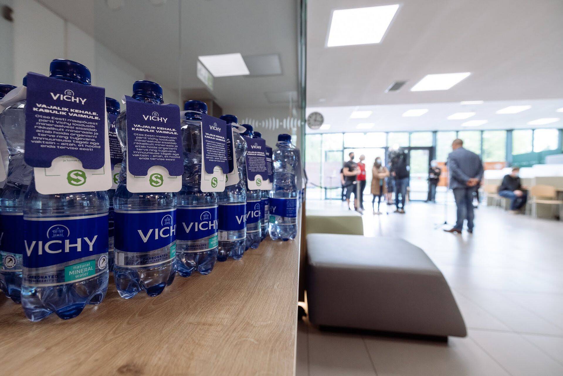 Kokku on Saku Õlletehas valmis varustama vaktsineerimiskeskust Tallinnas Kaja keskuses kuni 150 000 pudeli Saku maapõuest pärit Vichy mineraalveega.