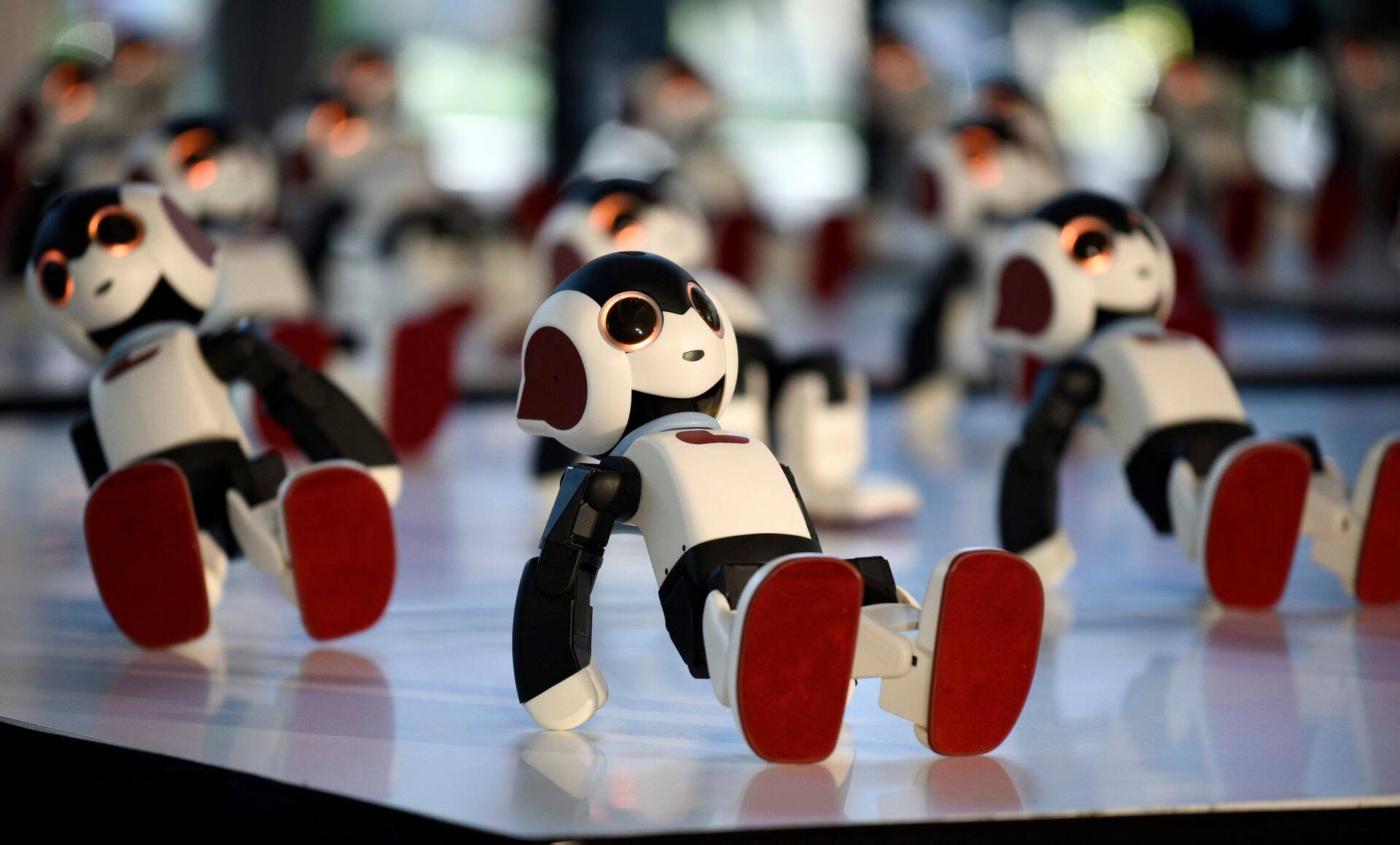 Inimesed asendatakse robotitega