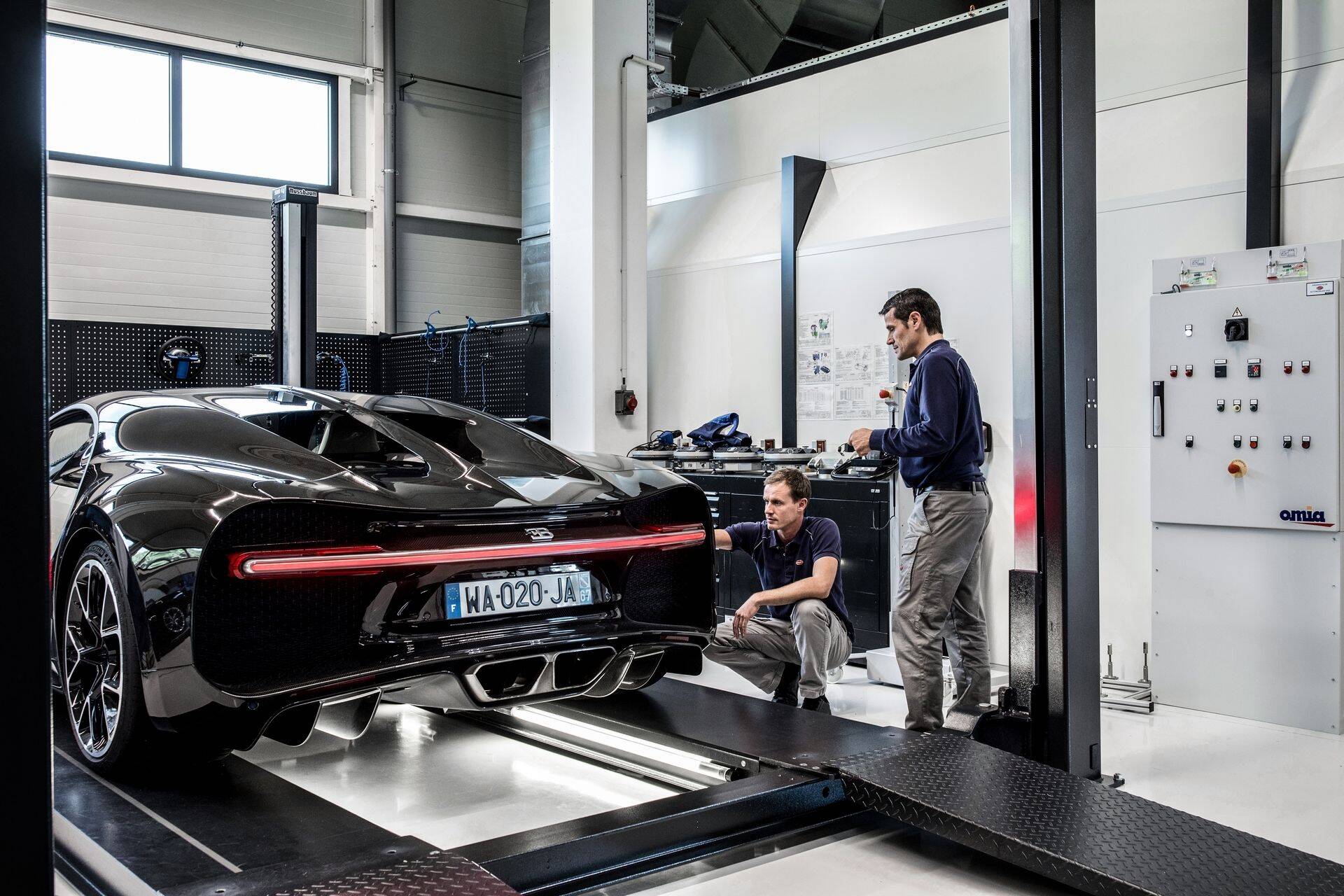 Bugatti "lendavate tohtrite" vastuvõtul.